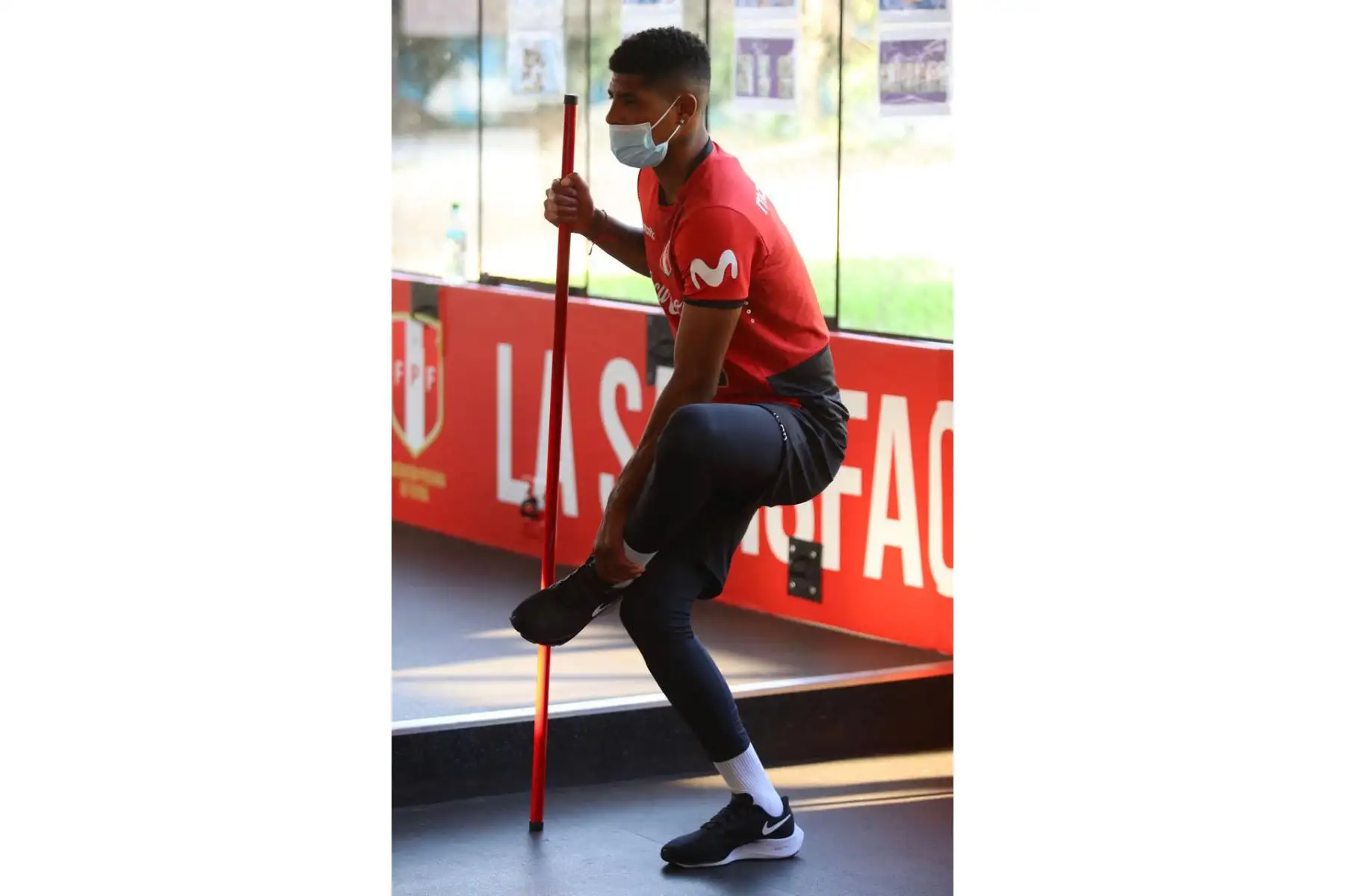 La Selección Peruana comenzó su octavo día de trabajos en la Videna para sus encuentros con Chile y Argentina. Hoy se sumaron Luis Advíncula, Gianluca Lapadula, Luis Abram, Aldair Rodríguez, Wilder Cartagena, Yoshimar Yotún y Anderson Santamaría. Foto: FPF