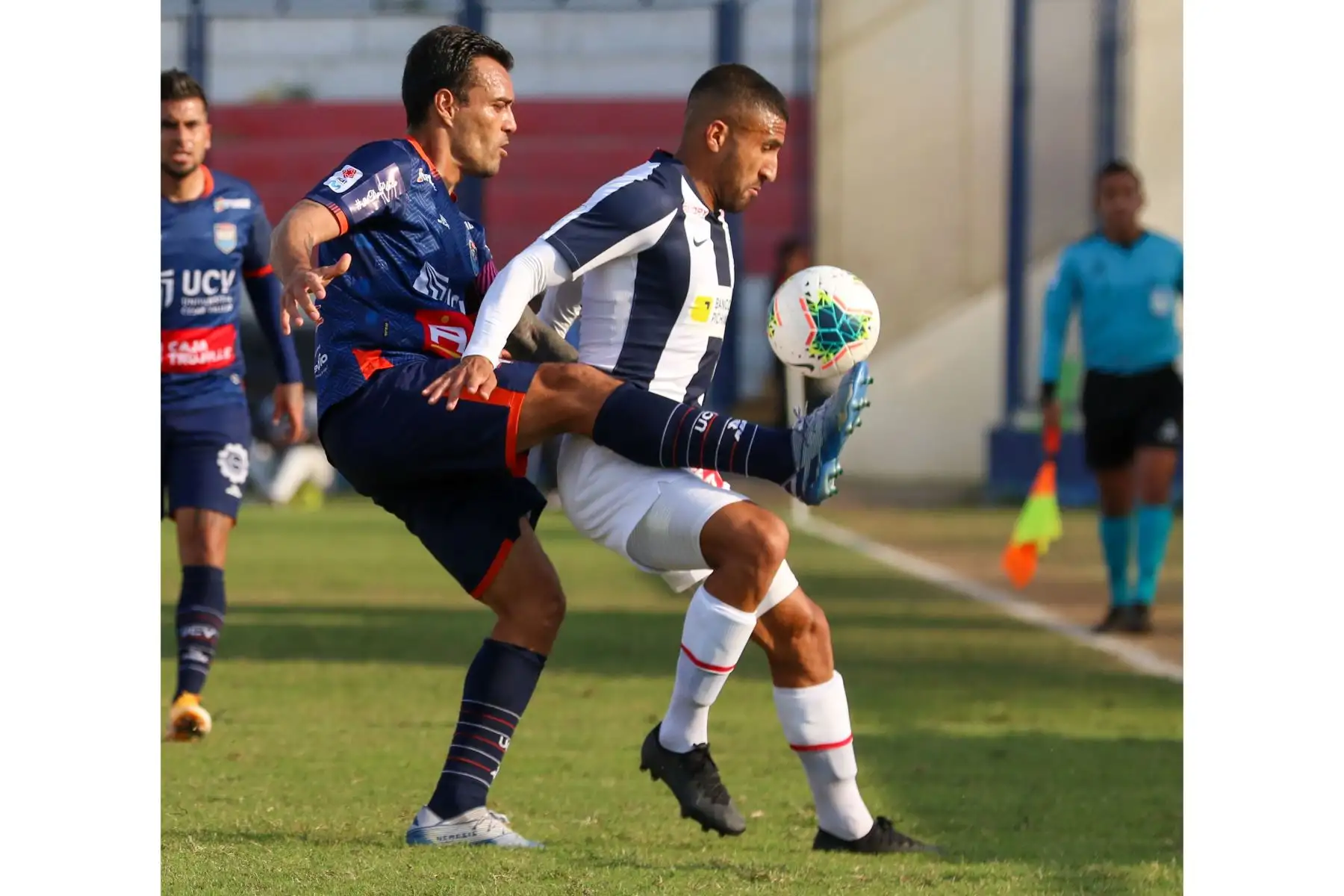 Alianza Lima se enfrentó a César Vallejo en el estadio Iván Elías de Villa El Salvador por la fecha 5 de la Fase 2. Al final el cuadro trujillllano goleó 4-1 al conjunto de La Victoria. Foto: Liga 1