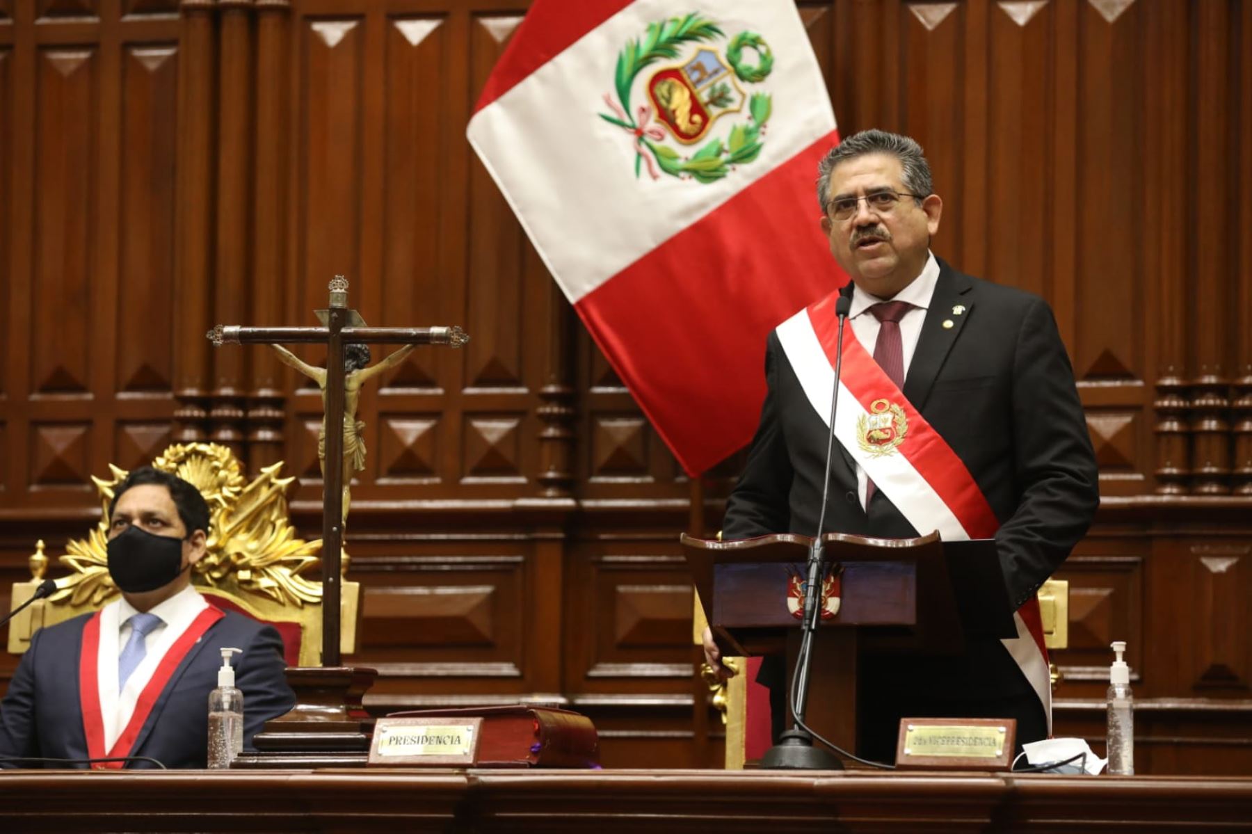 Manuel Merino de Lama jura como presidente de la República. Foto: Congreso