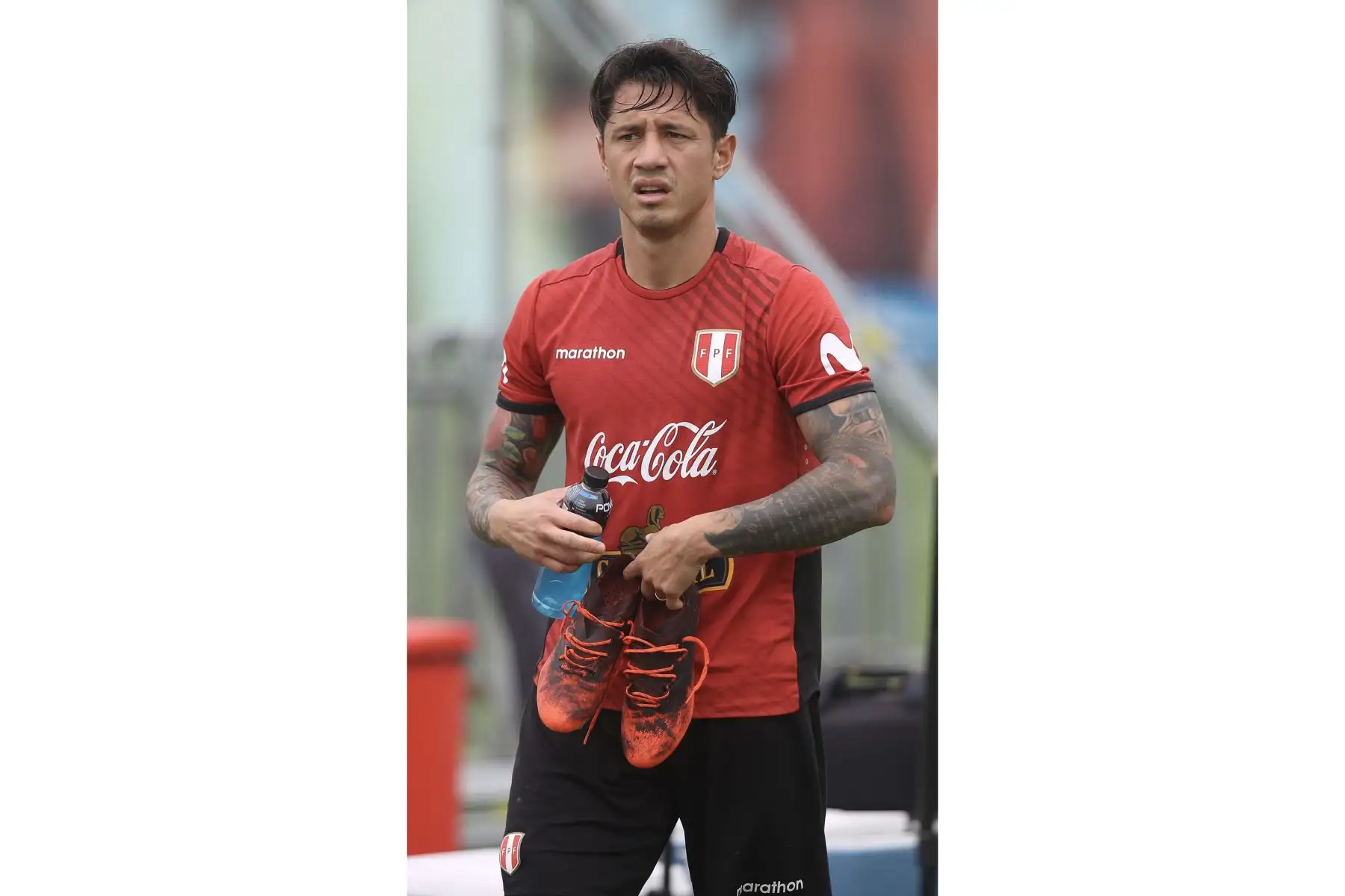 Gianluca Lapadula de la Selección peruana realiza su última práctica en Lima previo viaje a Santiago para enfrentar a Chile por la Clasificatorias Qatar 2022. Foto: @SeleccionPeru