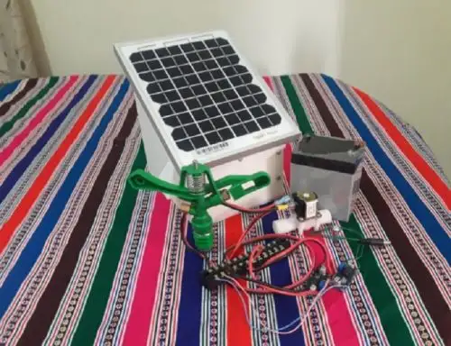 Puyuyacu es un dispositivo con sistema automatizado e inteligente capaz de crear un microclima superior a los 0 °C sobre los cultivos, evitando así los efectos devastadores de las heladas. Foto: UNMSM