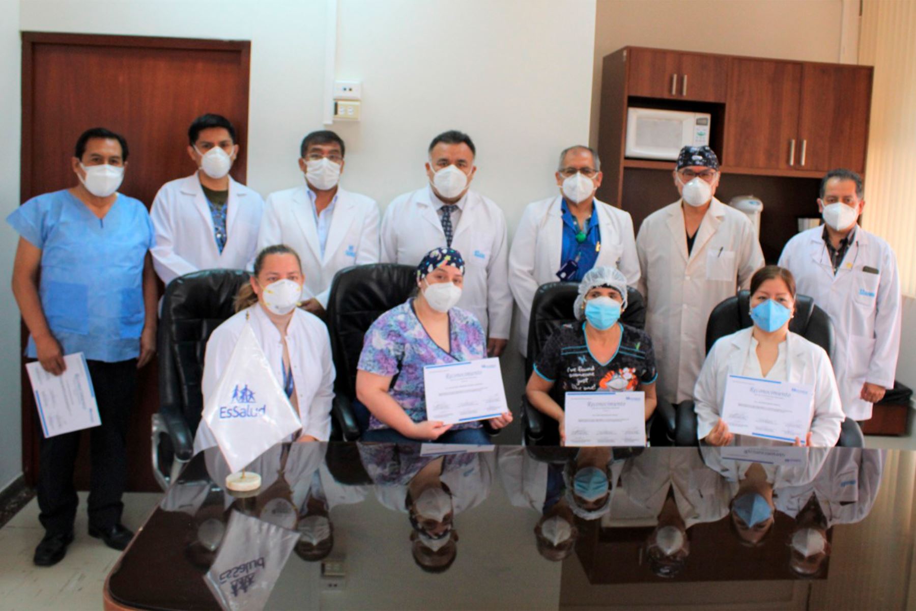 Pediatras del Hospital Alberto Sabogal fueron condecorados. Foto: Cortesía