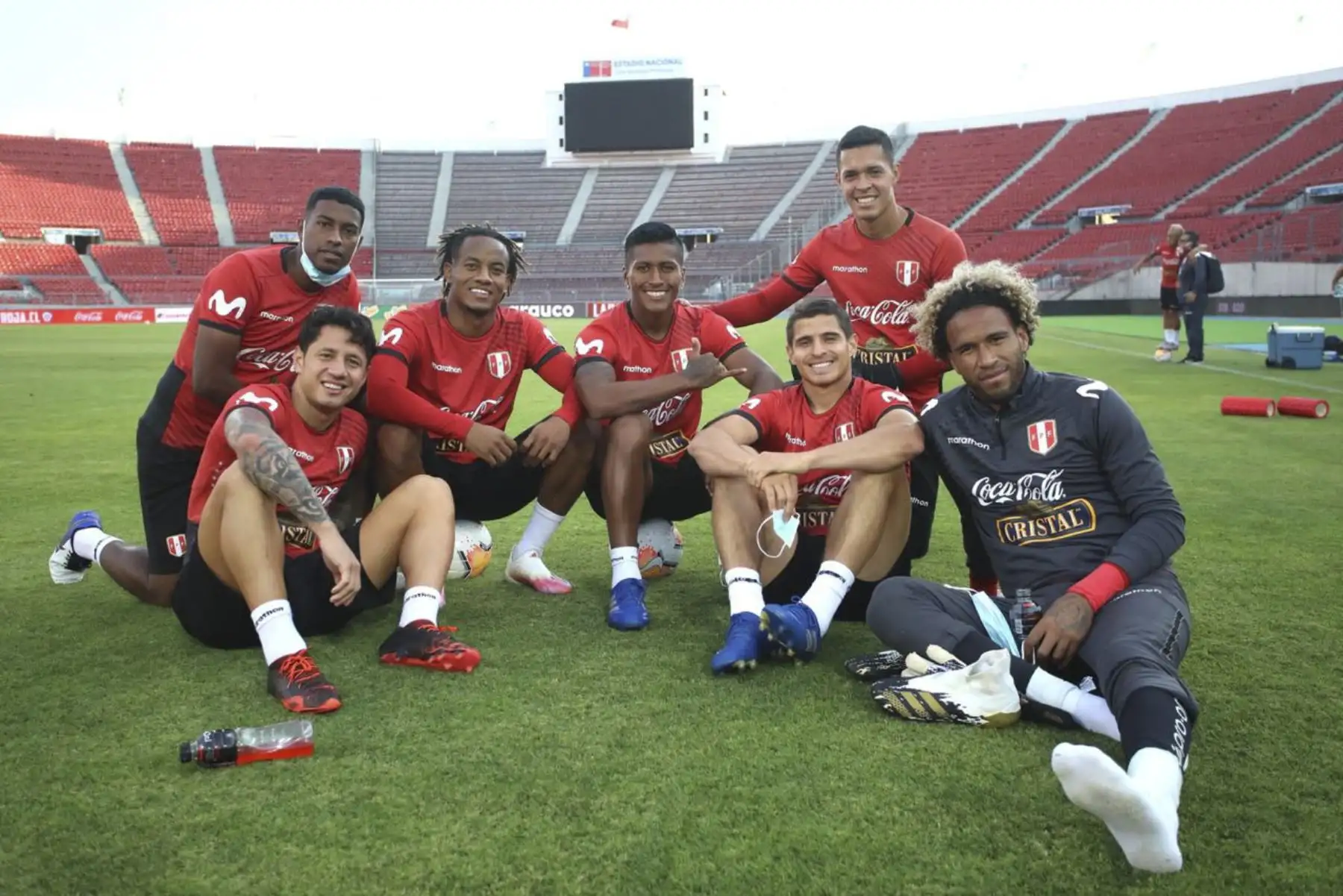 La Selección Peruana realizó su último entrenamiento y quedó lista para enfrentar a Chile este viernes en el Estadio Nacional de Santiago. Foto: @SelecciónPerú