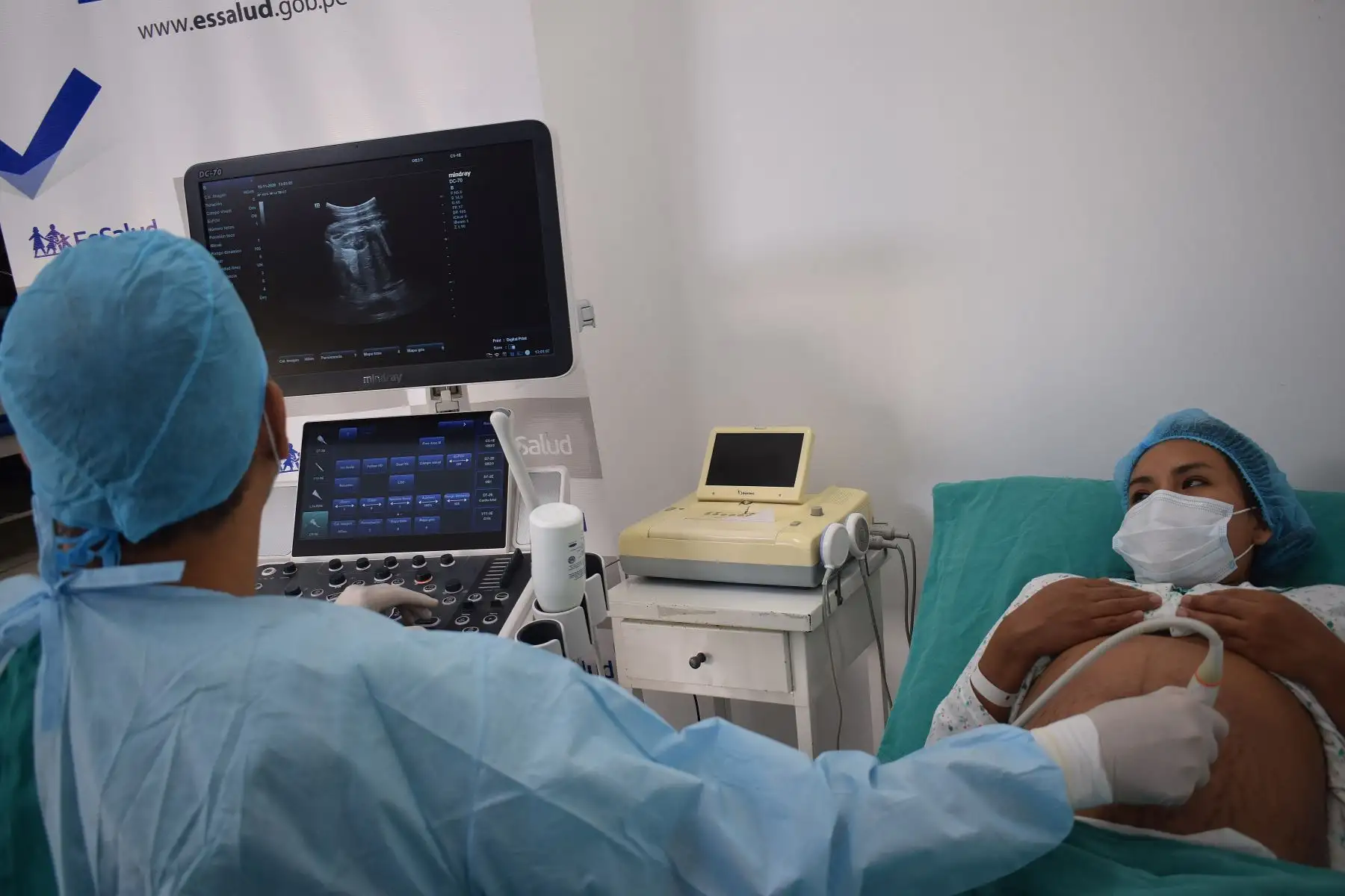 La preeclampsia es una de las principales causas de mortalidad materno infantil en el Perú, y esta condición no sólo afecta la vida de la madre, sino el desarrollo del bebé, pues retarda su crecimiento. ANDINA/EsSalud