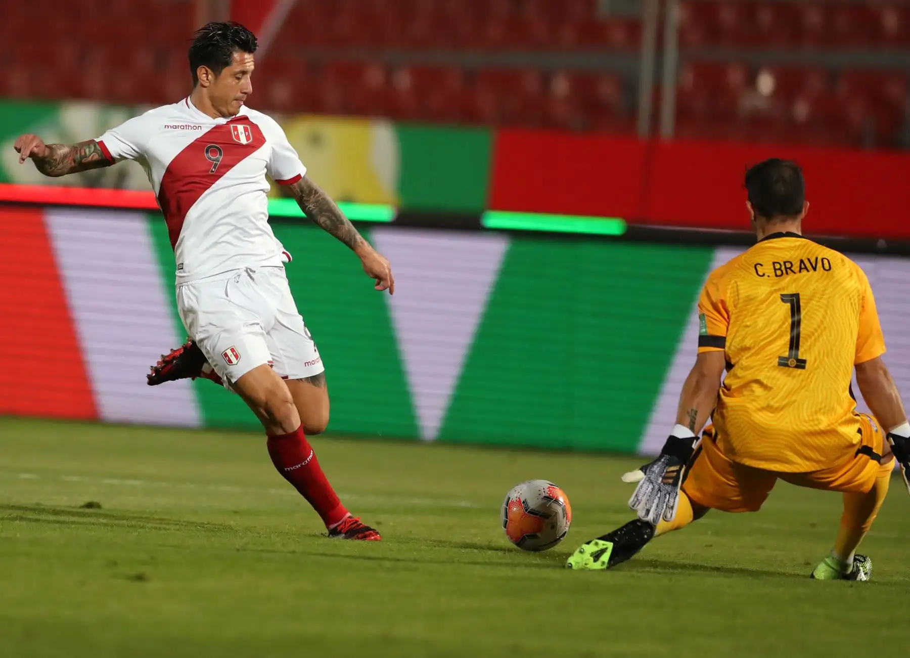 Gianluca Lapadula de la Selección peruana. Foto: EFE