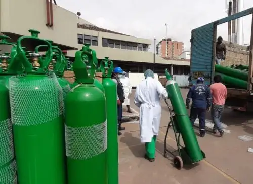 Red de EsSalud Cusco equipa con 300 balones de oxígeno a 18 centros de salud de esa región para reforzar lucha contra el coronavirus (covid-19). ANDINA/Difusión