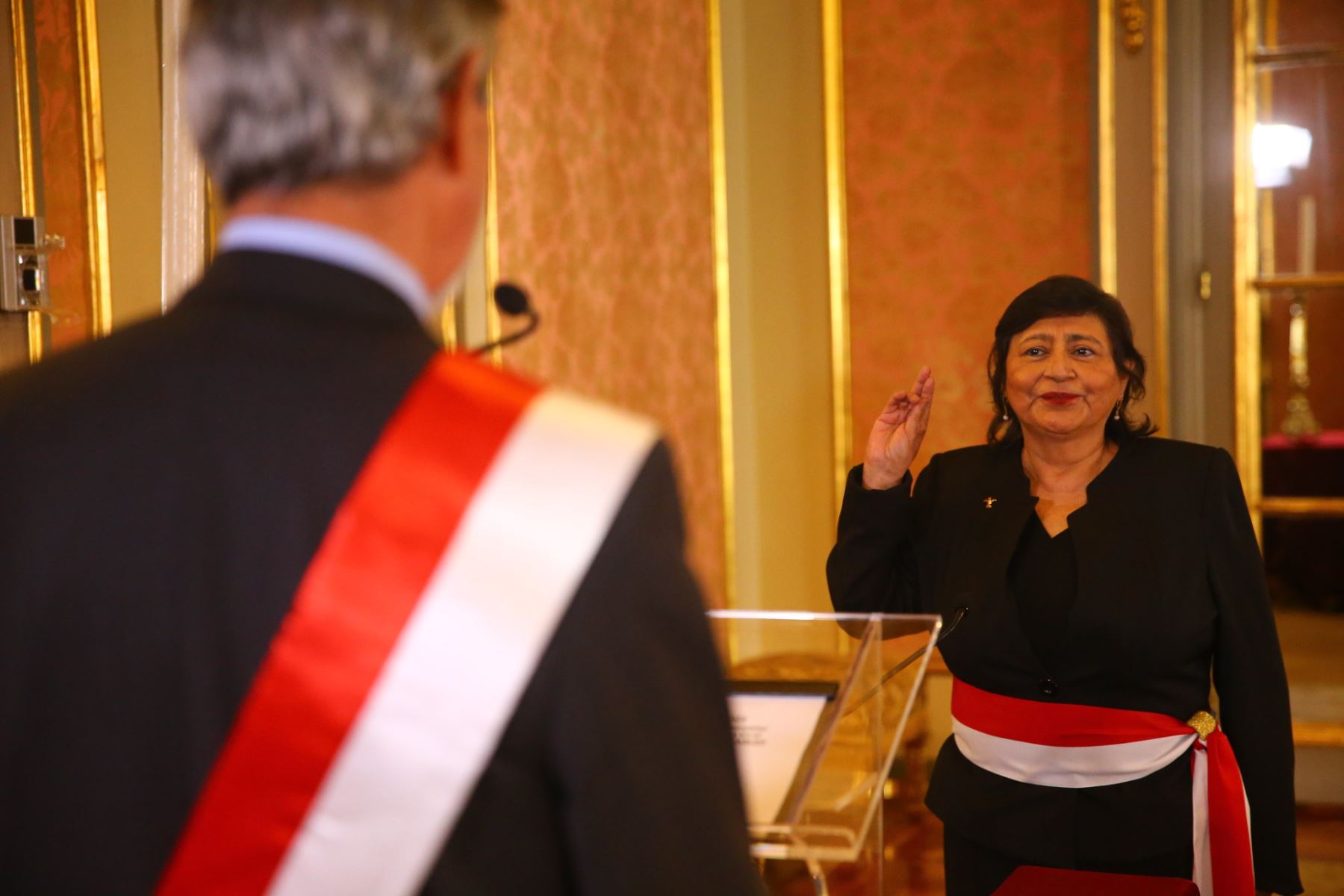 Silvia Loli Espinoza juró como nueva ministra de la Mujer y Poblaciones Vulnerables. Juramentación de Gabinete Ministerial. Foto: ANDINA/Prensa Presidencia