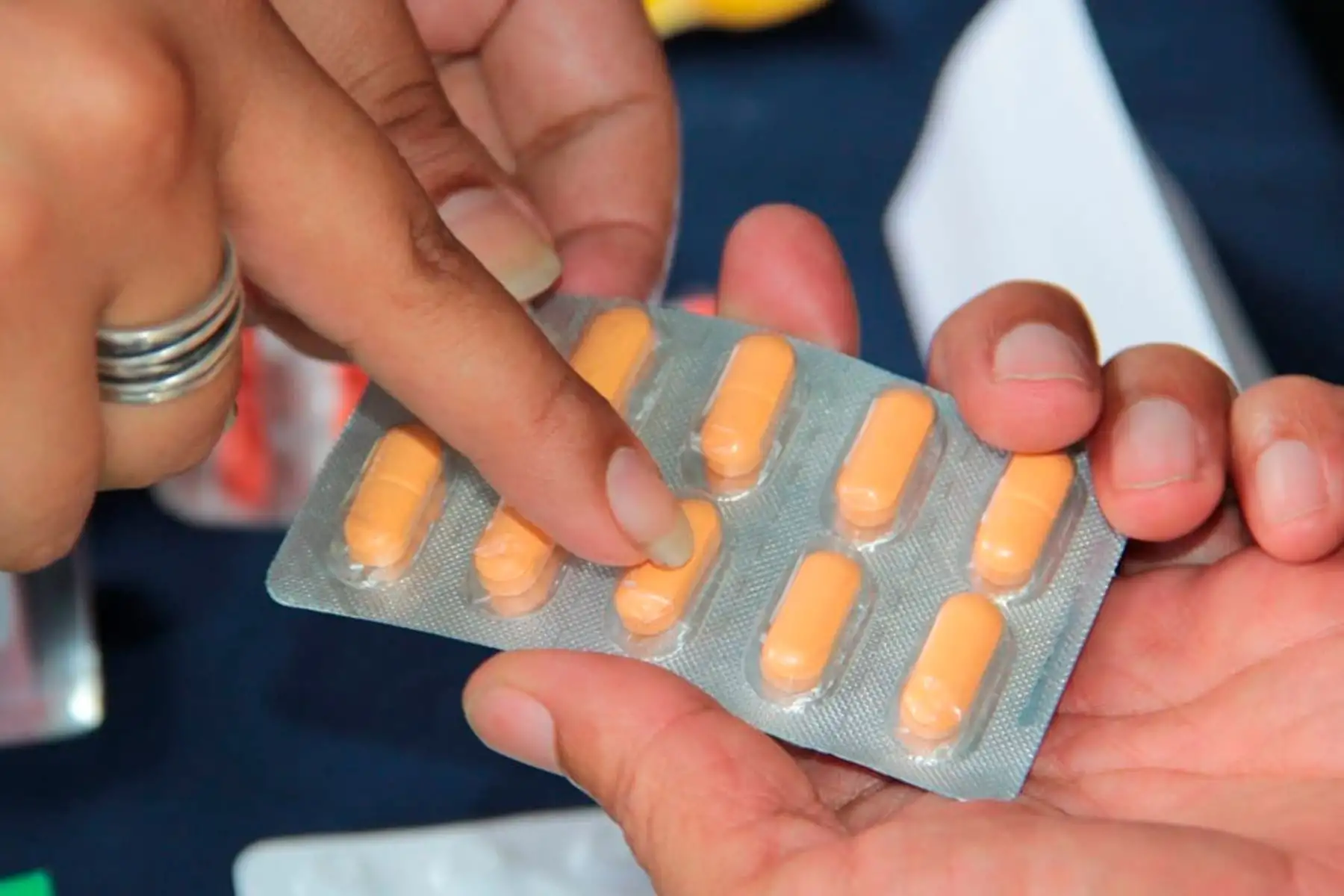 Se debe tener presente que los antibióticos no curan la influenza, resfriado, gripe o cualquier otra enfermedad de origen viral.  Foto: ANDINA/Difusión
