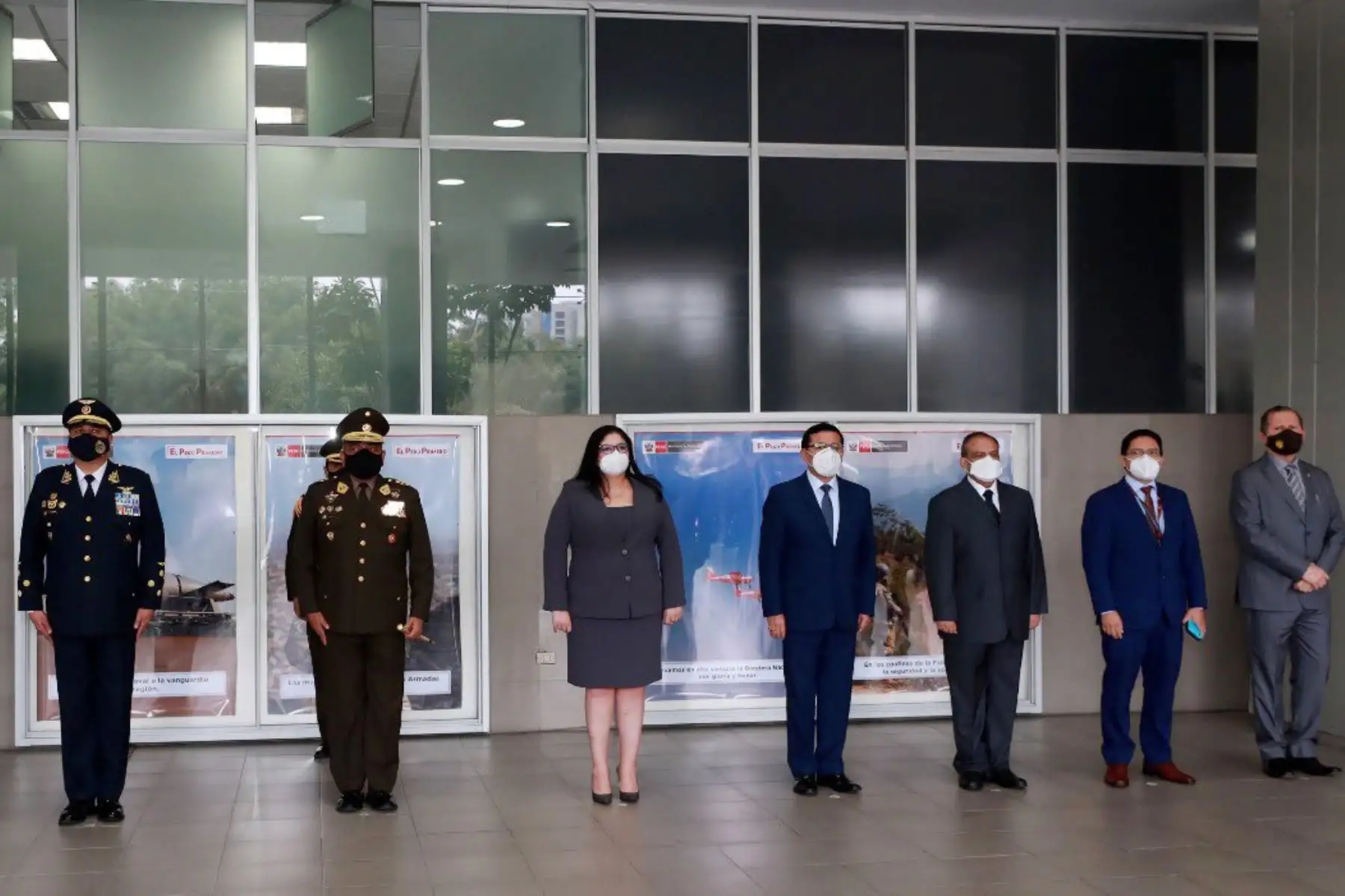 Ceremonia de presentación oficial de la ministra de Defensa, Nuria Esparch, ante los altos mandos de nuestras Fuerzas Armadas y el personal militar y civil del Mindef, en la sede central.
Foto: Mindef
