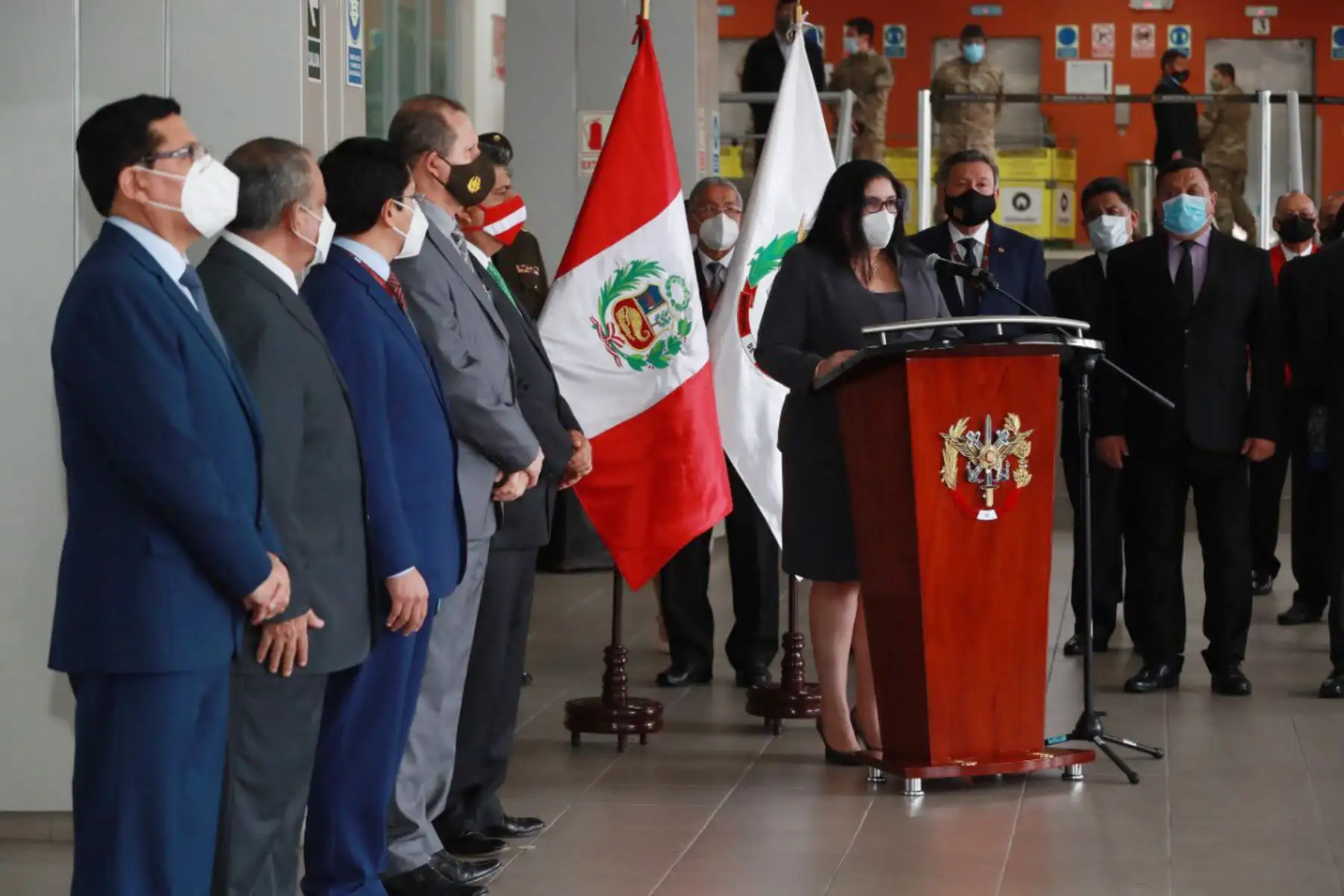 Ceremonia de presentación oficial de la ministra de Defensa, Nuria Esparch, ante los altos mandos de nuestras Fuerzas Armadas y el personal militar y civil del Mindef, en la sede central.
Foto: Mindef