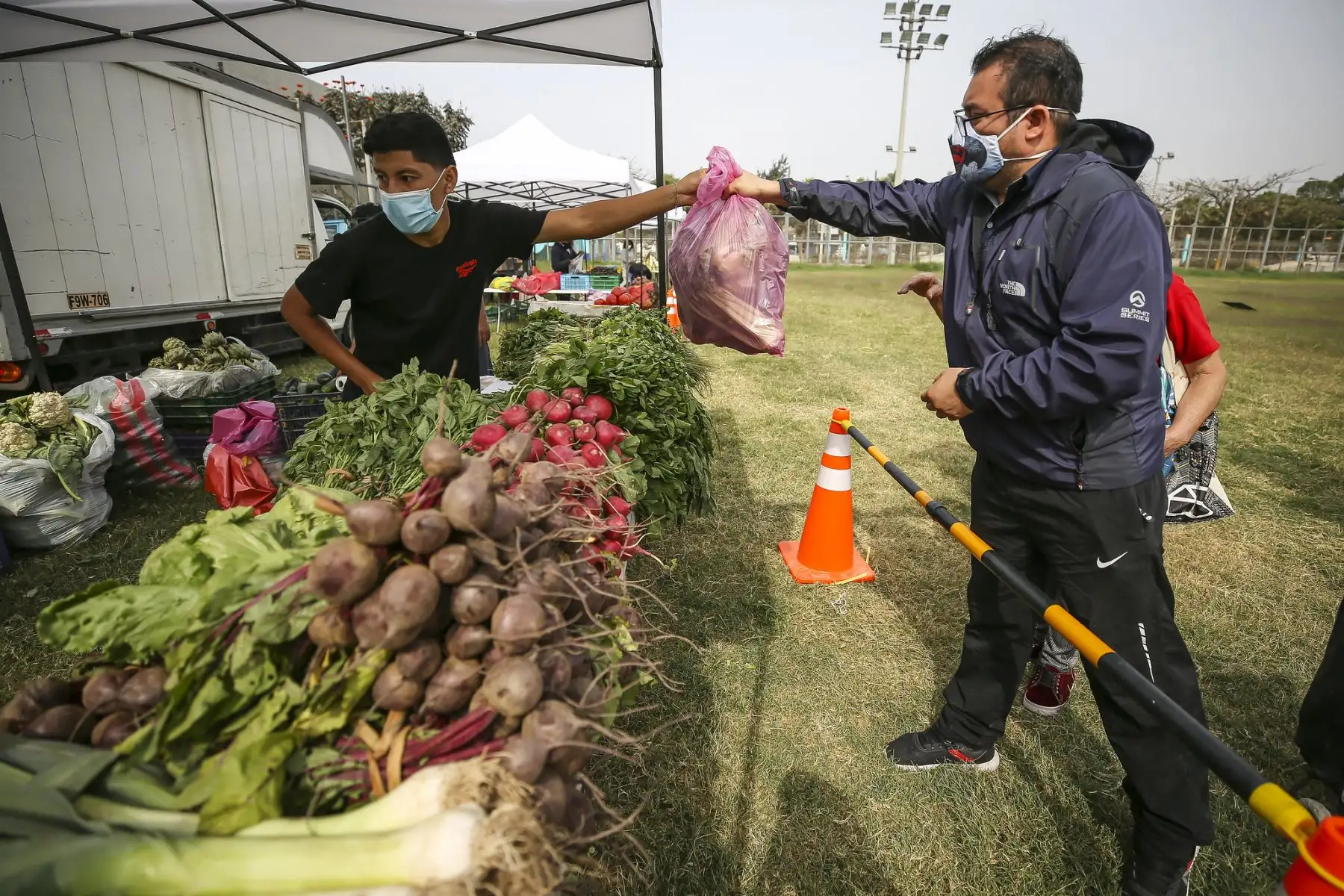 Municipalidad Metropolitana de Lima presenta mercado mayorista móvil en Los Olivos. Foto: MML