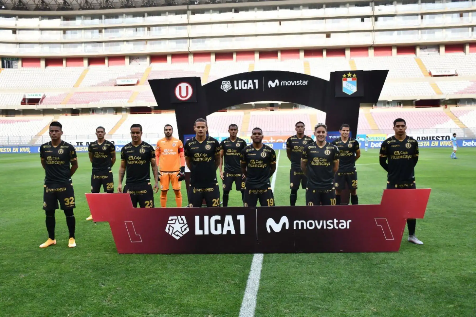 Universitario enfrenta a Sporting Cristal por la Fase 2. Foto: Liga 1