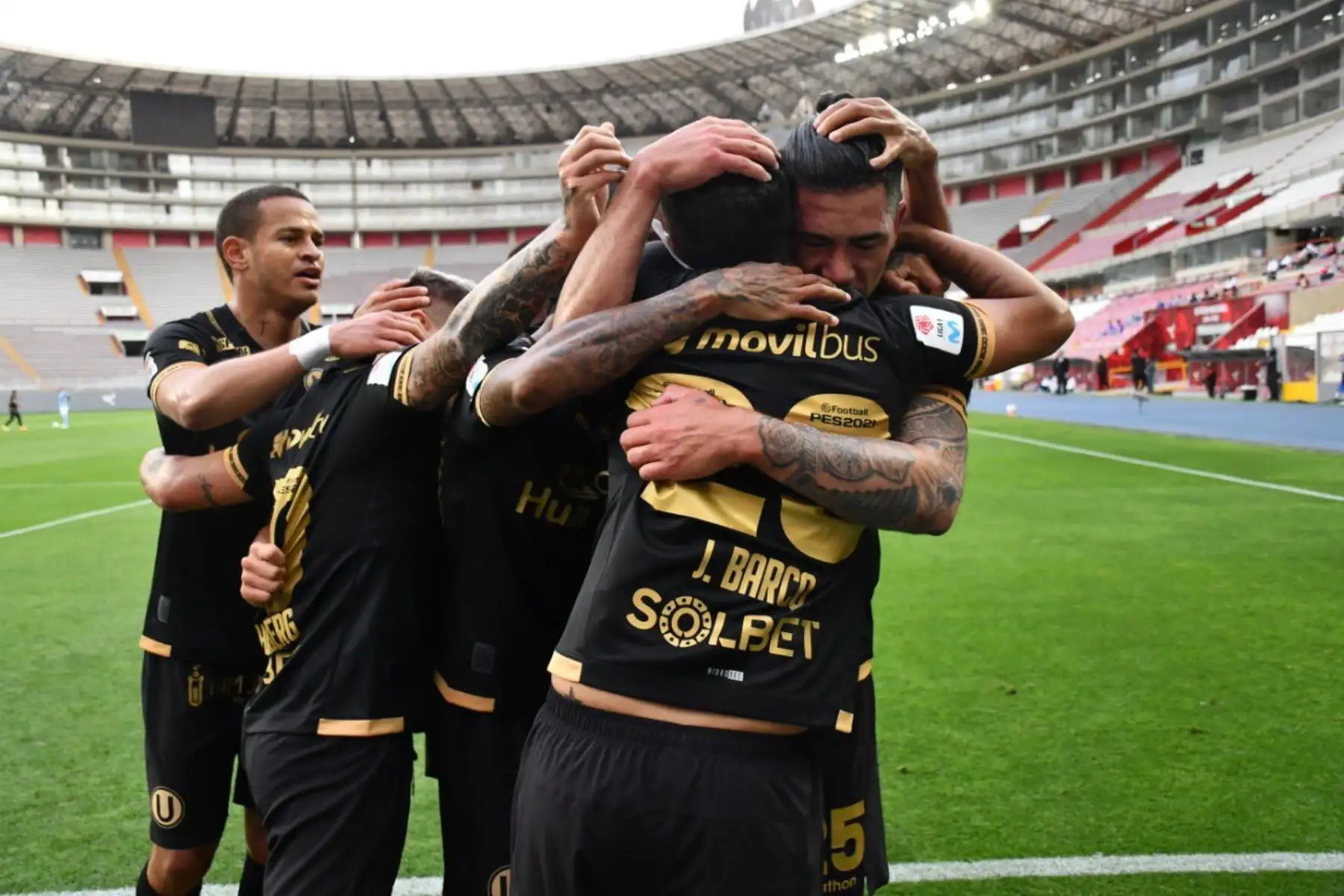 Universitario enfrenta a Sporting Cristal por la Fase 2. Foto: Liga 1