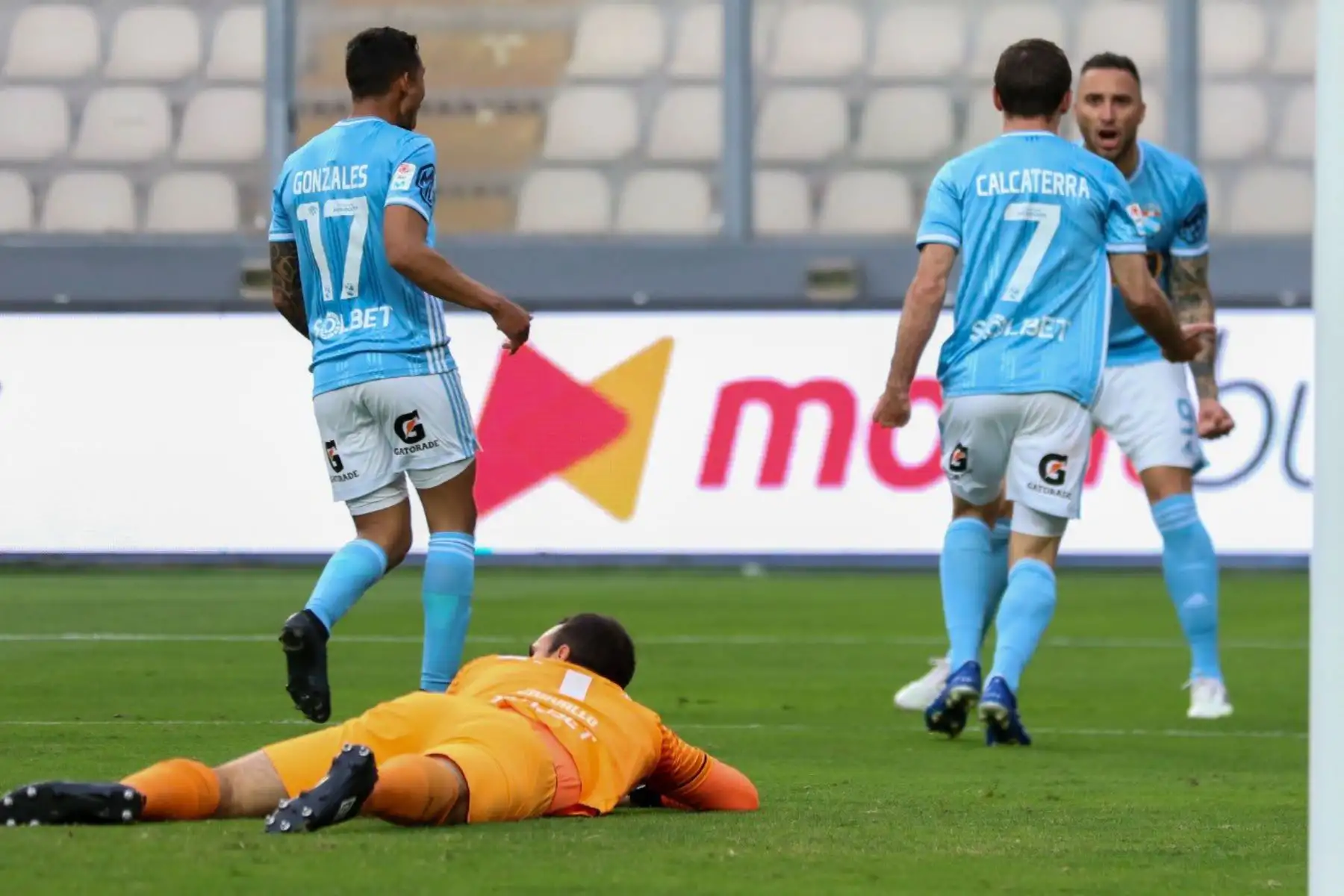 Universitario enfrenta a Sporting Cristal por la Fase 2. Foto: Liga 1