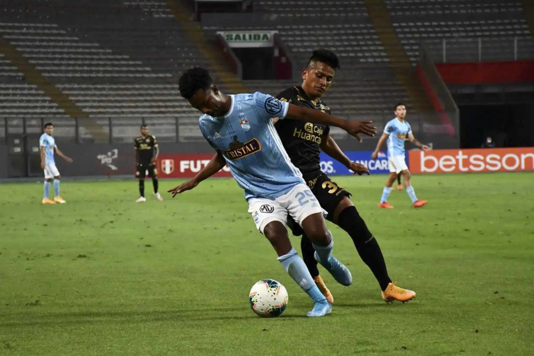 Universitario enfrenta a Sporting Cristal por la Fase 2. Foto: Liga 1