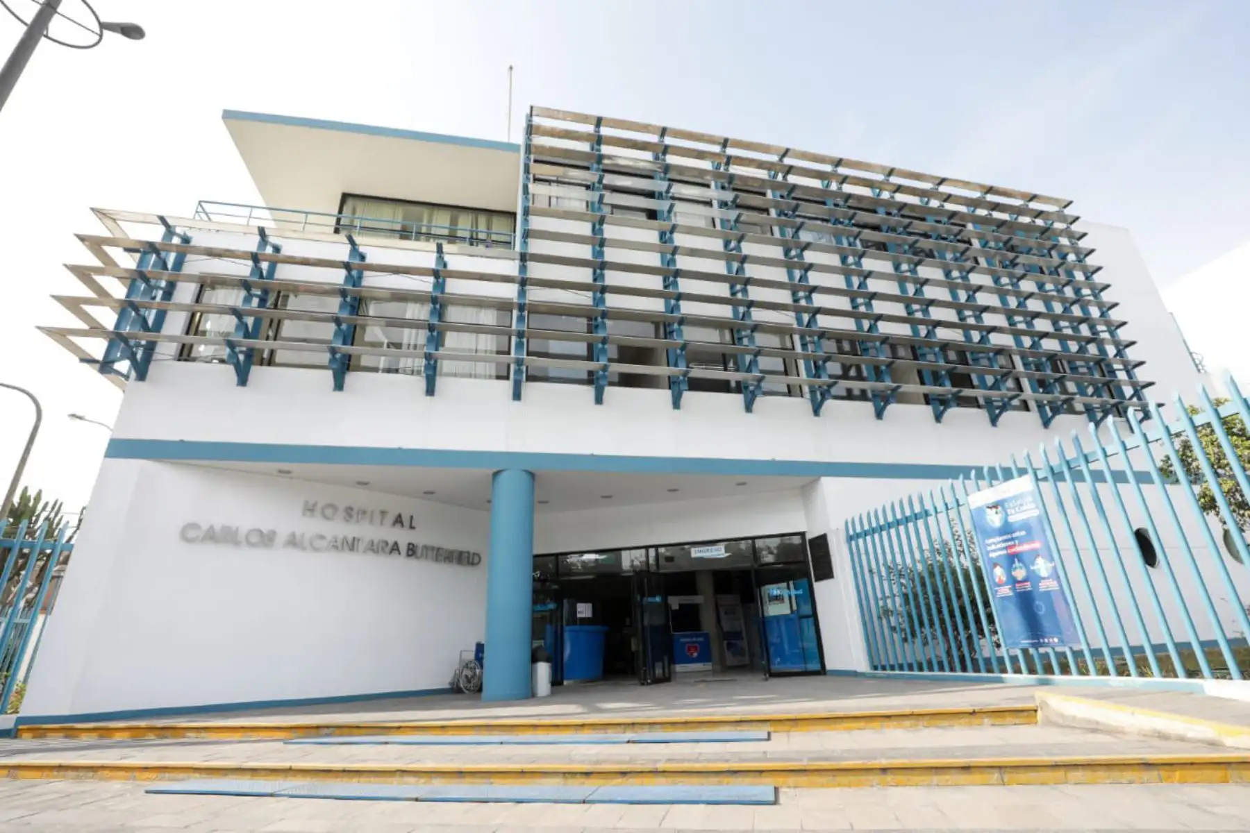 La remodelada emergencia del hospital Alcántara de EsSalud
, contará con 1085 m2 de área remodelada, tópico de cirugía, tópico de gineco-obstetricia, tópico de medicina, tópico de pediatría, área de triaje, Shock Trauma y salas de observación para varones, damas y niños.
Foto: EsSalud