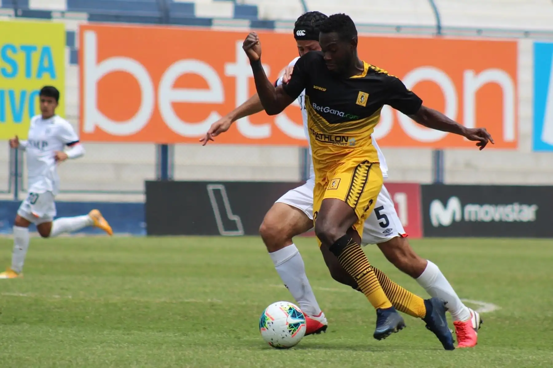 San Martín se enfrenta ante Cantolao por la octava jornada de la fase 2 de la Liga 1, en el estadio Iván Elías Moreno. Foto: Liga 1