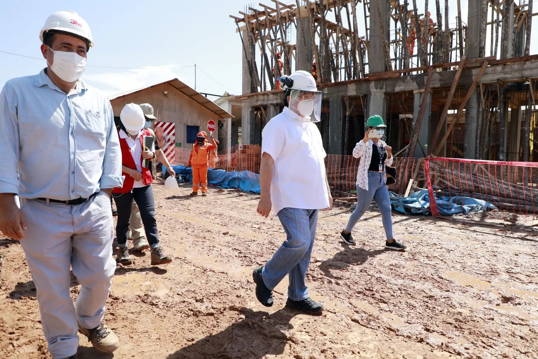 En el marco del Mega Operativo de Control en Ucayali, la Contraloría General examinará S/657 millones de recursos públicos destinados a la región, con la finalidad de conocer la efectividad en beneficio de la ciudadanía, y descartar, a su vez, actos de inconducta funcional o corrupción en su uso. Foto: Contraloría