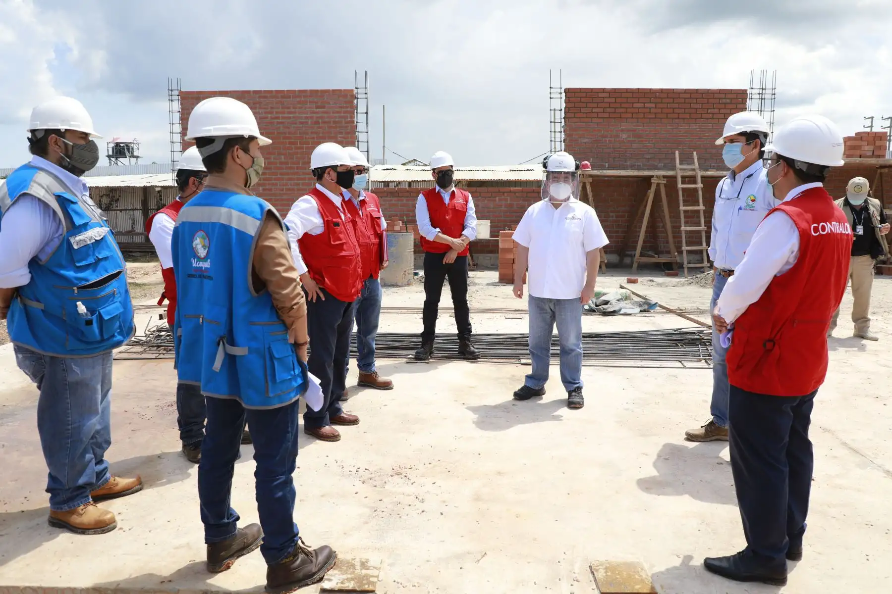 En el marco del Mega Operativo de Control en Ucayali, la Contraloría General examinará S/657 millones de recursos públicos destinados a la región, con la finalidad de conocer la efectividad en beneficio de la ciudadanía, y descartar, a su vez, actos de inconducta funcional o corrupción en su uso. Foto: Contraloría