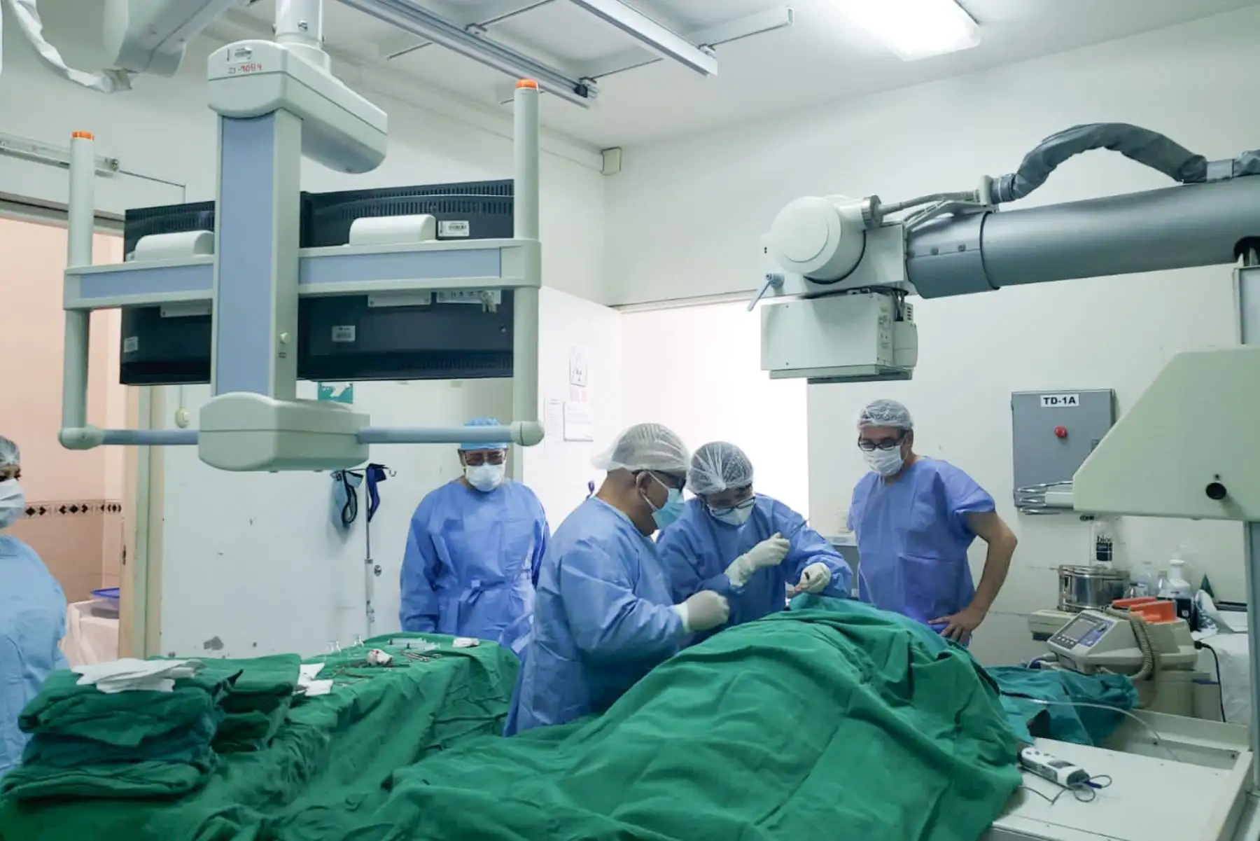 La Red Asistencial Tacna del Seguro Social de Salud – EsSalud realizó un exitoso operativo múltiple de colocación de marcapasos y cambio de generador en pacientes tacneños, evitando que los pacientes sean referidos a otros centros asistenciales y puedan ser atendidos en la región. Foto: ANDINA/EsSalud