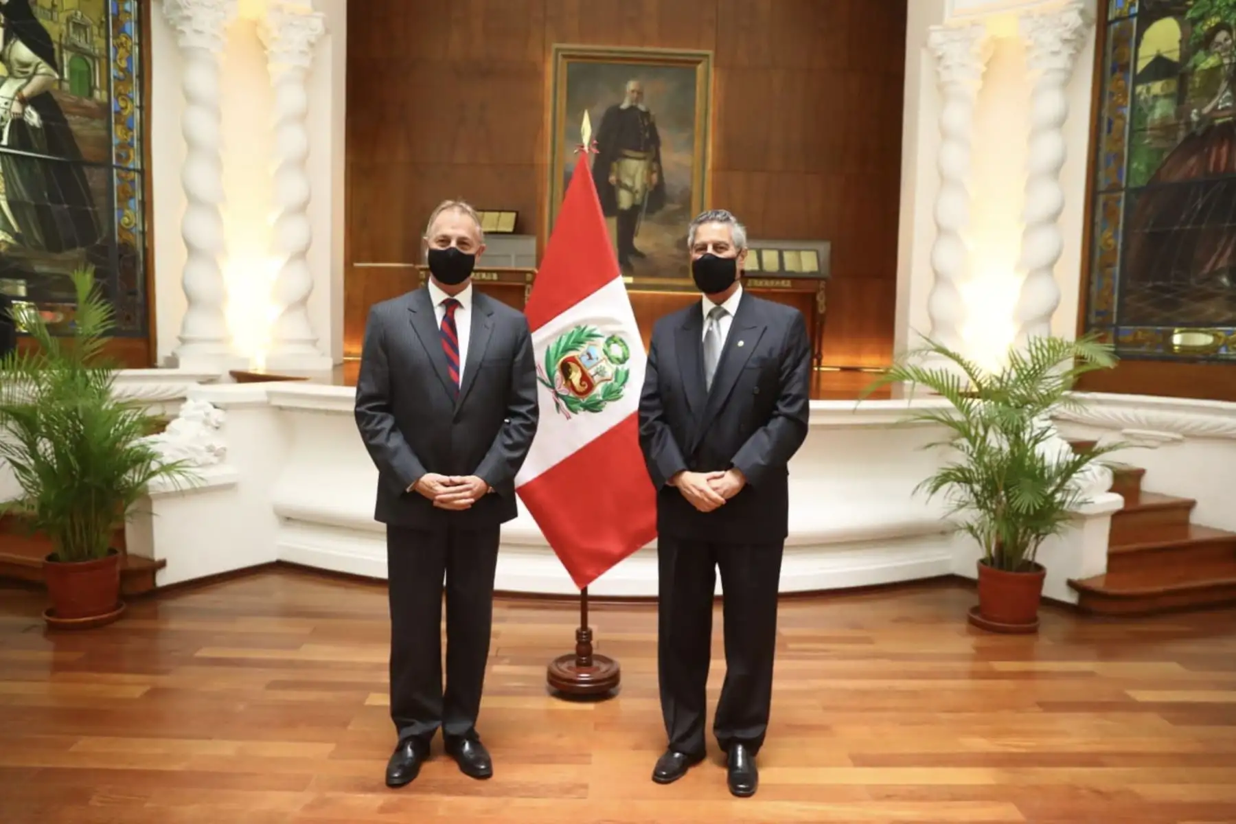 El Presidente de la República, Francisco Sagasti, se reúne con el alcalde de Lima, Jorge Muñoz. Foto: ANDINA/Prensa Presidencia