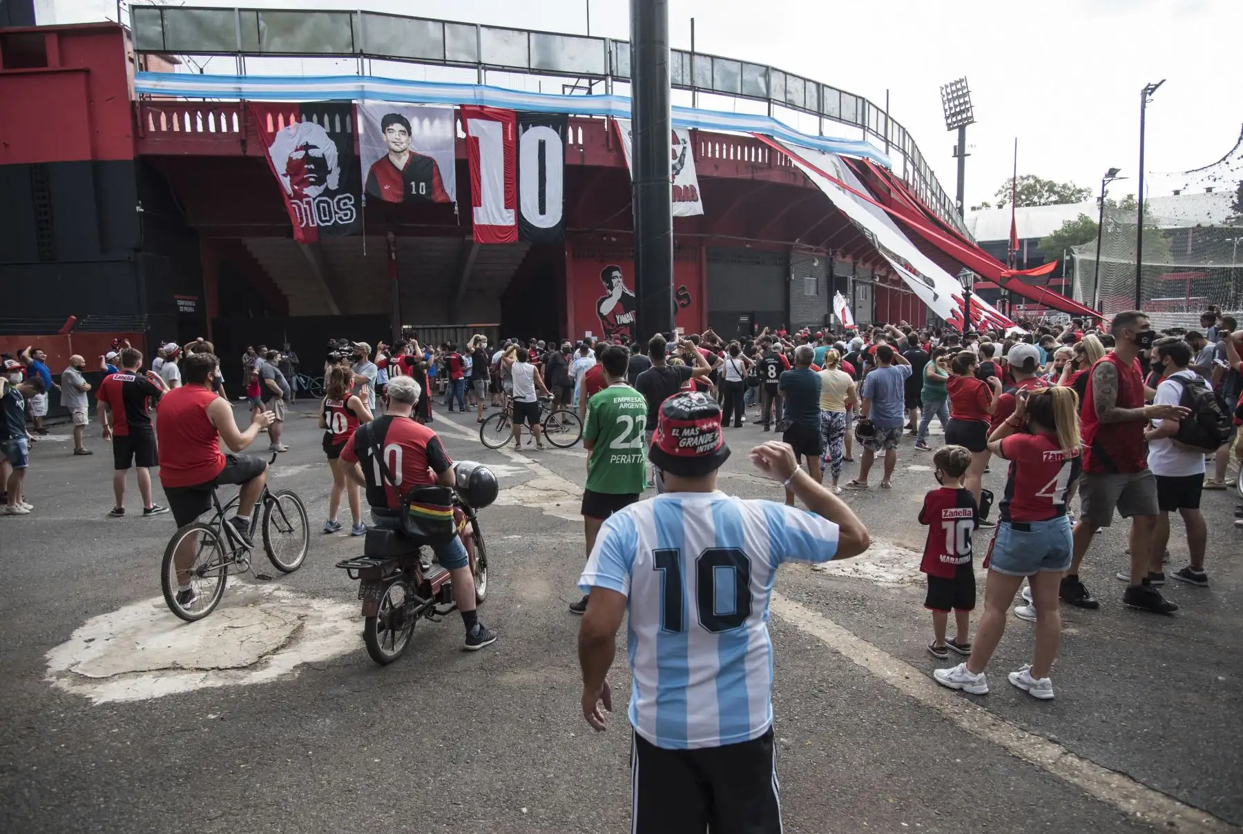 Los fanáticos del equipo de fútbol Newell