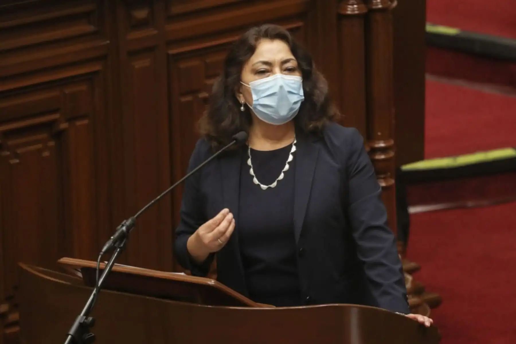 Presidenta del Consejo de Ministros, Violeta Bermúdez.