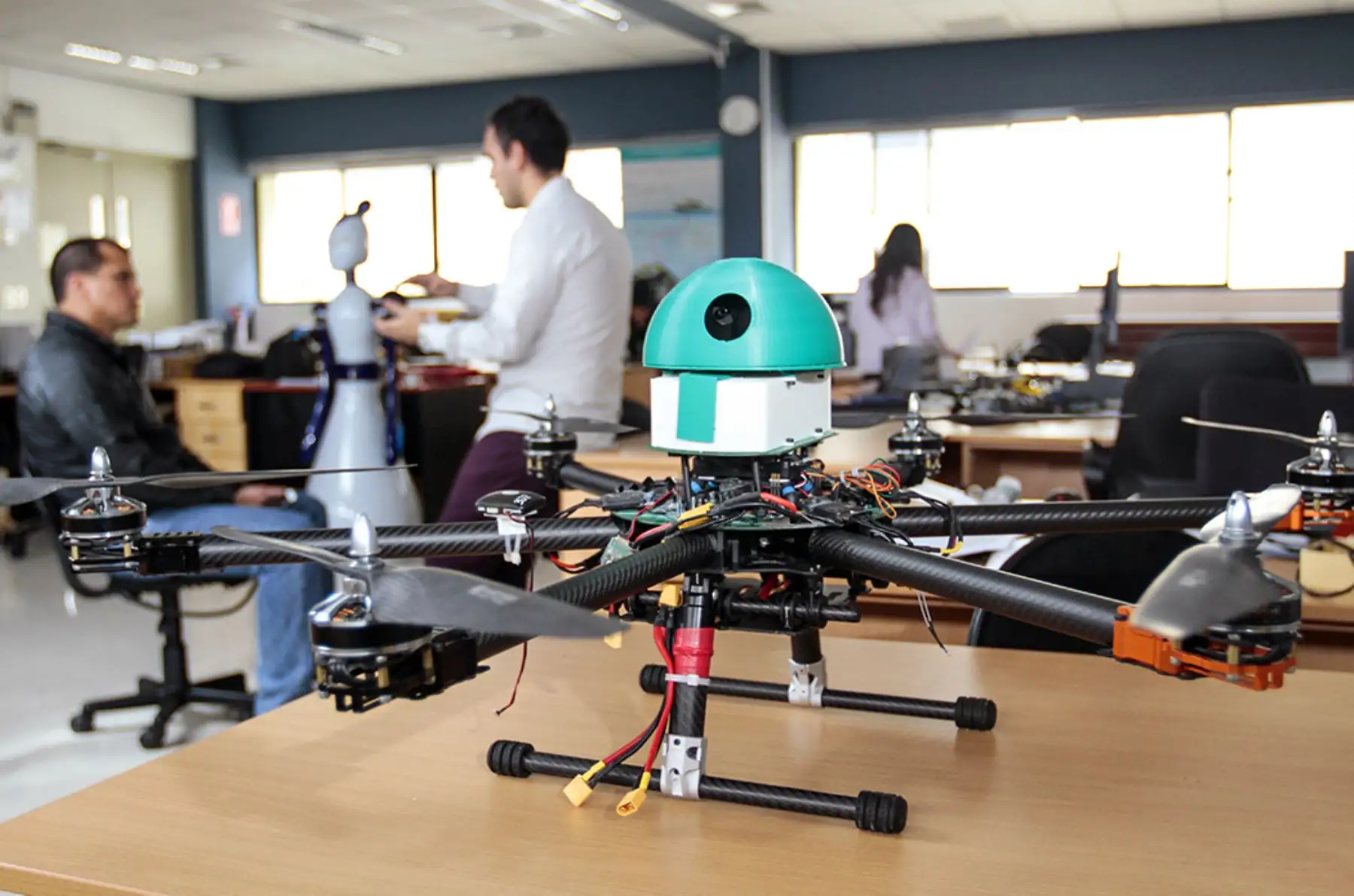 El proyecto "Módulo intercambiable para la medición de la calidad del aire en vehículos aéreos no tripulados" de la startup qAIRa, ganó la Medalla de Oro en la Décimo Tercera Exhibición Internacional de Inventos de Corea del Sur (KIWIE 2020) y el Premio Especial de la Asociación de Promoción de Invenciones de Corea del Sur (KIPA).  Foto: Cortesía