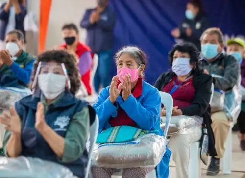 Las personas adultas mayores necesitan cuidados emocionales, alimenticios y físicos especiales, por la actual  coyuntira de emergencia sanitaria. Cortesía