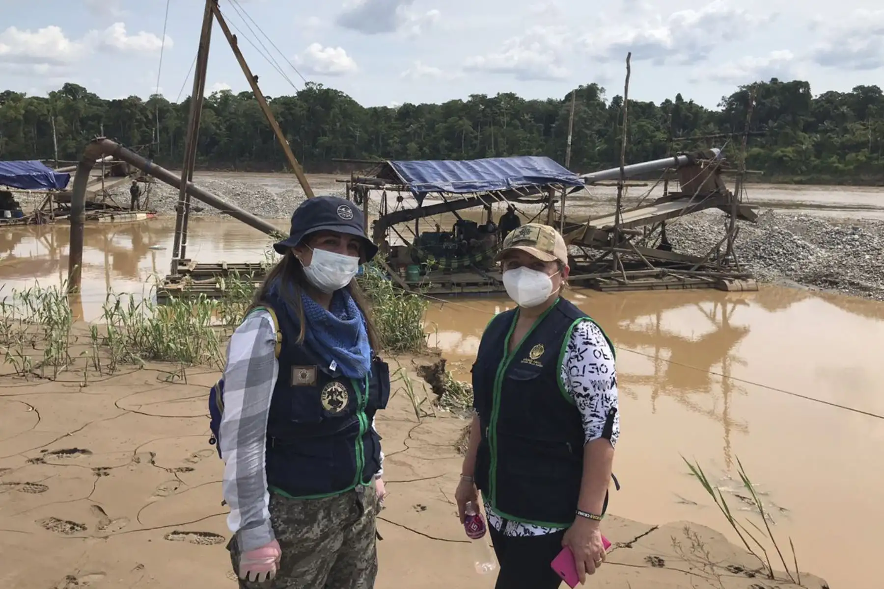 Representantes de la Fiscalía Especializada en Materia Ambiental de Madre de Dios lideraron operativo que se desplegó en la víspera el El Laberinto. Foto: ANDINA/Ministerio Público