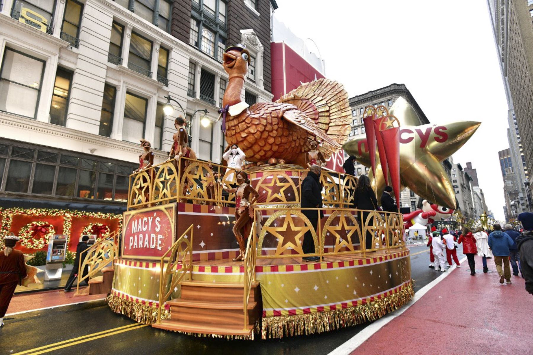 Una vista de la carroza de Tom the Turkey en el 94 ° Desfile Anual del Día de Acción de Gracias de Macy