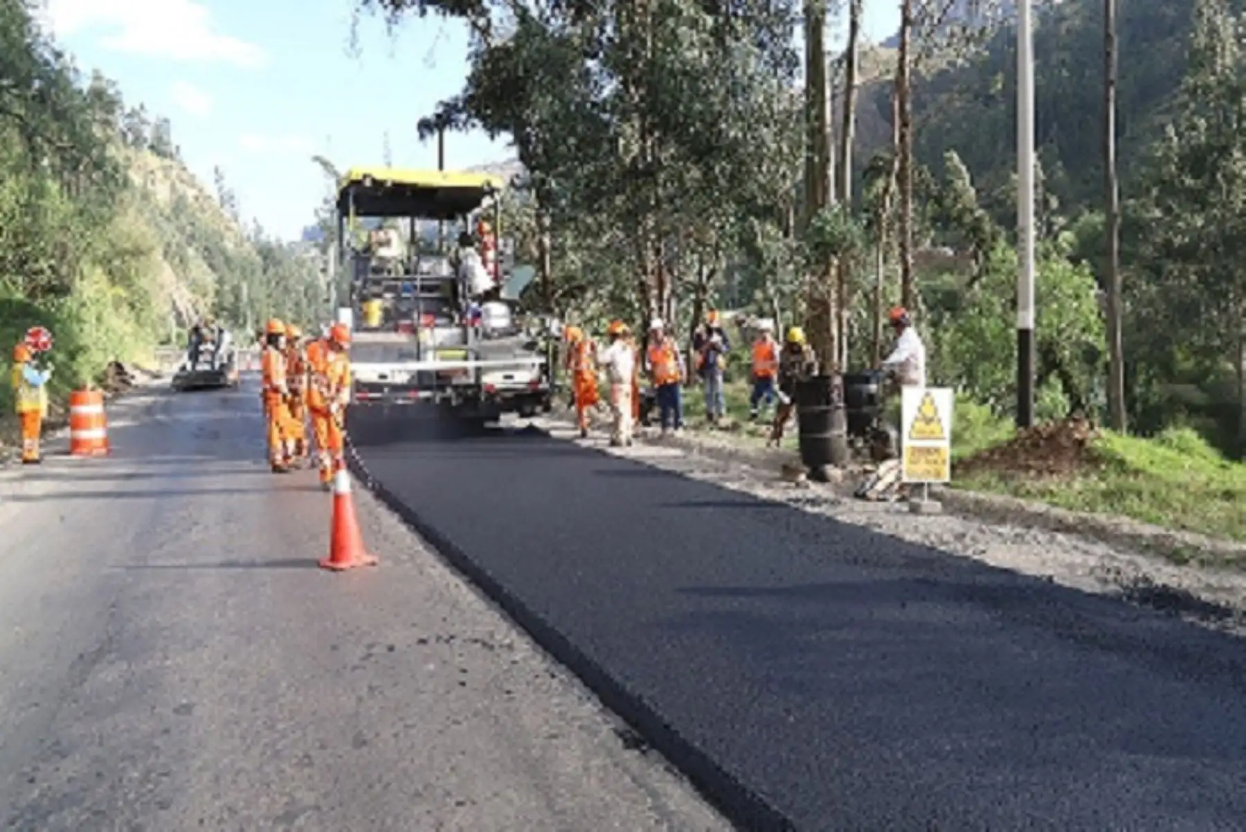 Mediante el G2G se ejecutarán los megaproyectos de soluciones integrales para el manejo de 17 ríos, 5 quebradas y el drenaje pluvial de 7 ciudades de la Costa, además de 74 colegios y 15 establecimientos de salud.