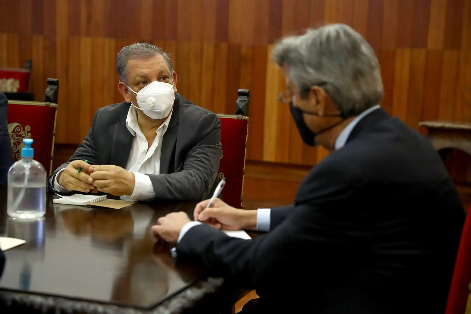 Presidente Sagasti sostuvo una reunión con el líder del Frente Amplio, Marco Arana y parlamentarios de la bancada. Foto: ANDINA/ Prensa Presidencia