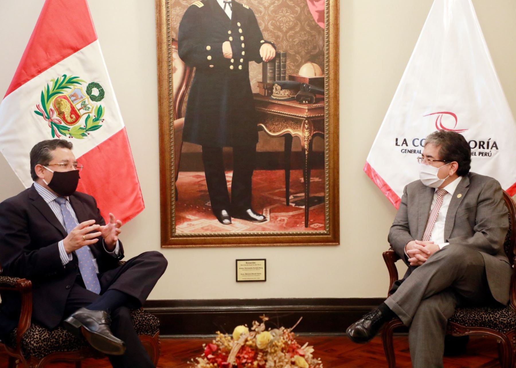 Ministro del Interior, Rubén Vargas, se reunió con el contralor Nelson Shack.