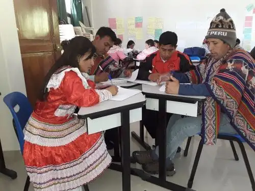 El Ministerio de Educación presentó el manual de escritura y el vocabulario pedagógico del quechua central que se habla en seis regiones del país. ANDINA/Difusión