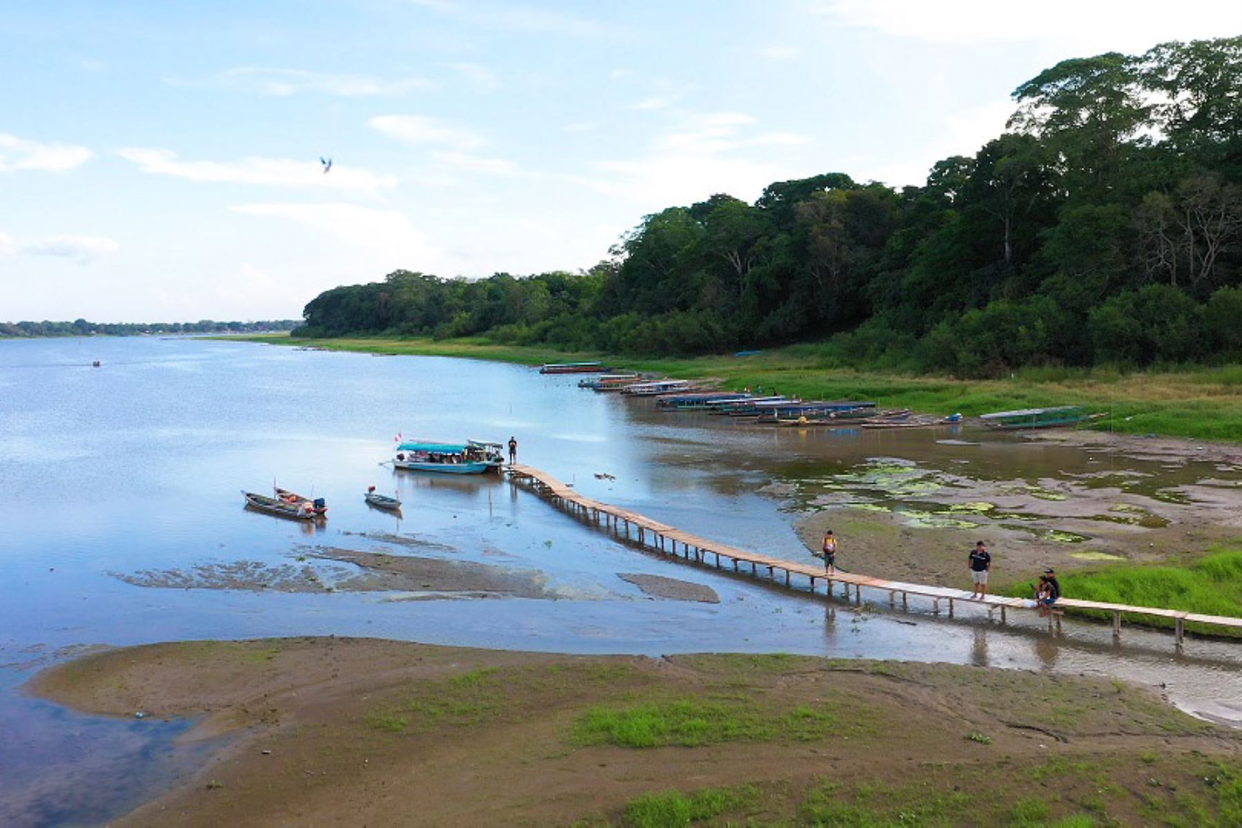 La laguna de Yarinacocha y la catarata Velo de la Novia son de atractivos que se pueden visitar en la región Ucayali. Foto: Ministerio de Comercio Exterior y Turismo