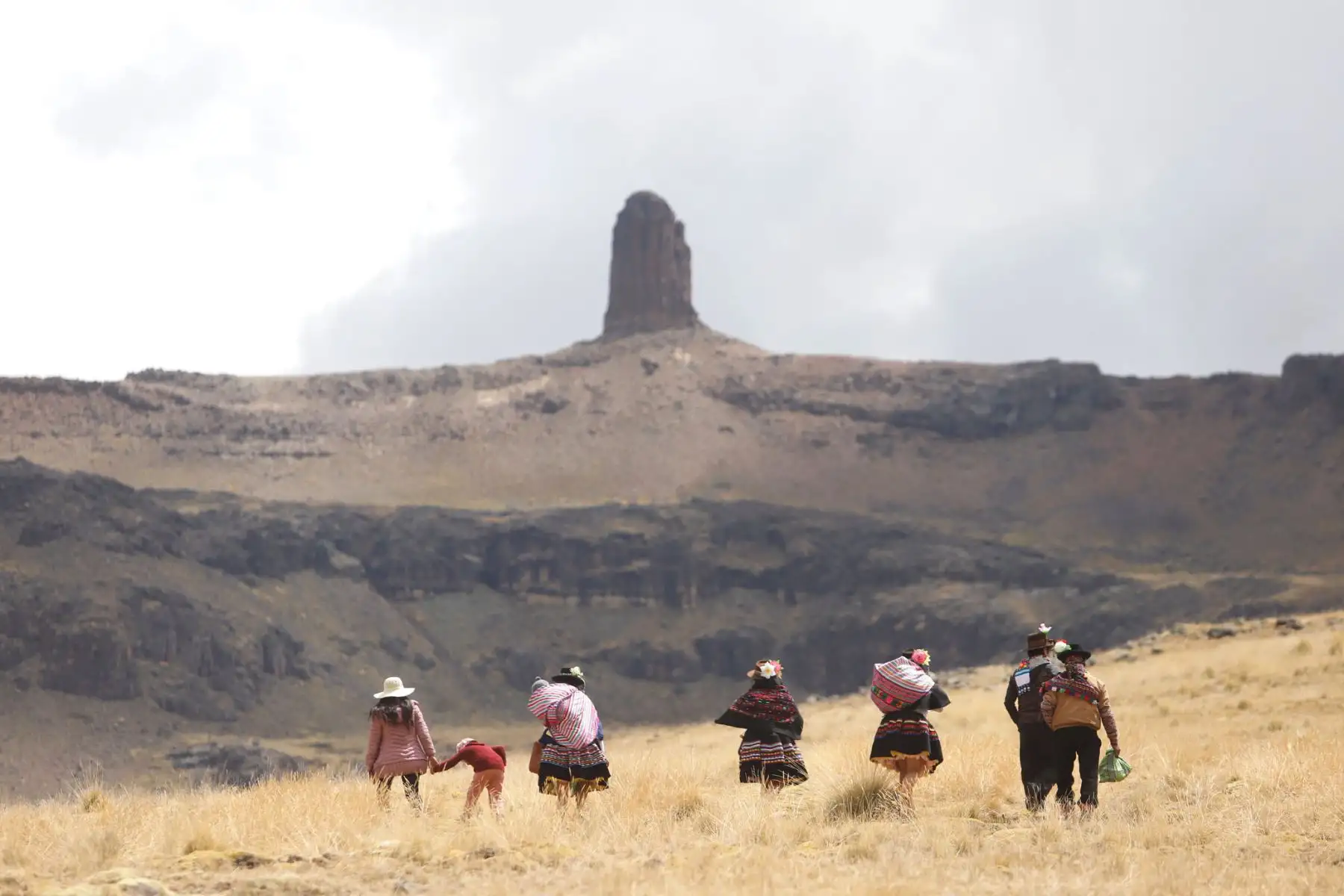 Este paisaje cultural, constituye uno de los espacios asociativos más singulares de la sierra sur en donde la devoción siempre ha estado vinculada al rol ganadero y a las prácticas socioculturales de sus habitantes.
Foto: Mincul