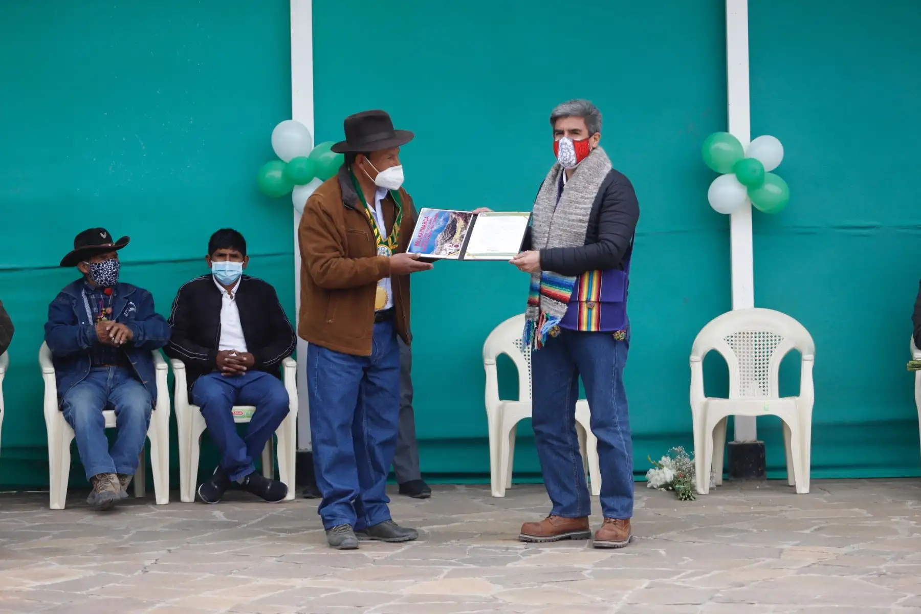 El ministro de Cultura, Alejandro Neyra  inaugura el Museo Municipal del distrito de Pilchaca en Huancavelca.
Foto: Mincul