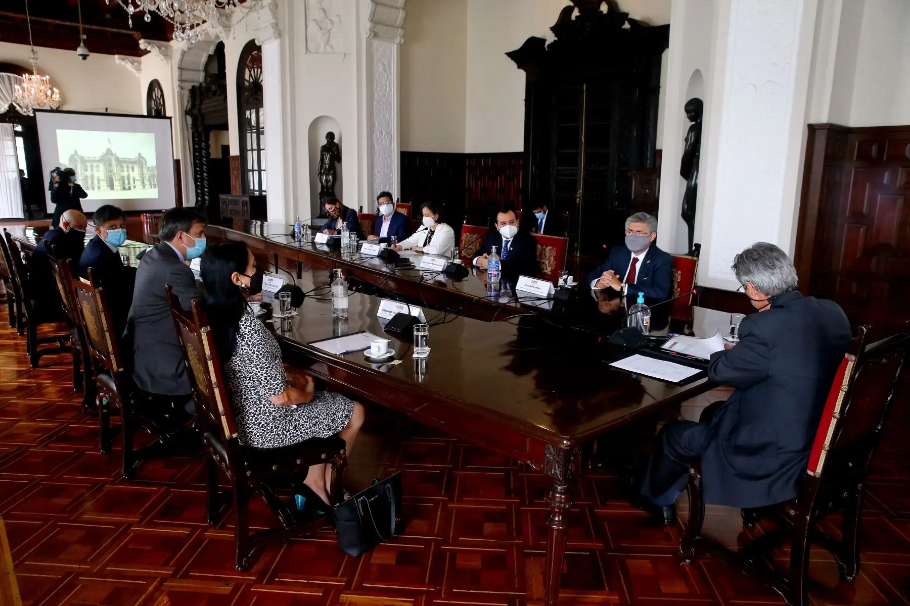 El presidente de la República, Francisco Sagasti sostuvo una reunión con delegación oficial de la Comisión Interamericana de DD. HH.
Foto: ANDINA/Prensa Presidencia