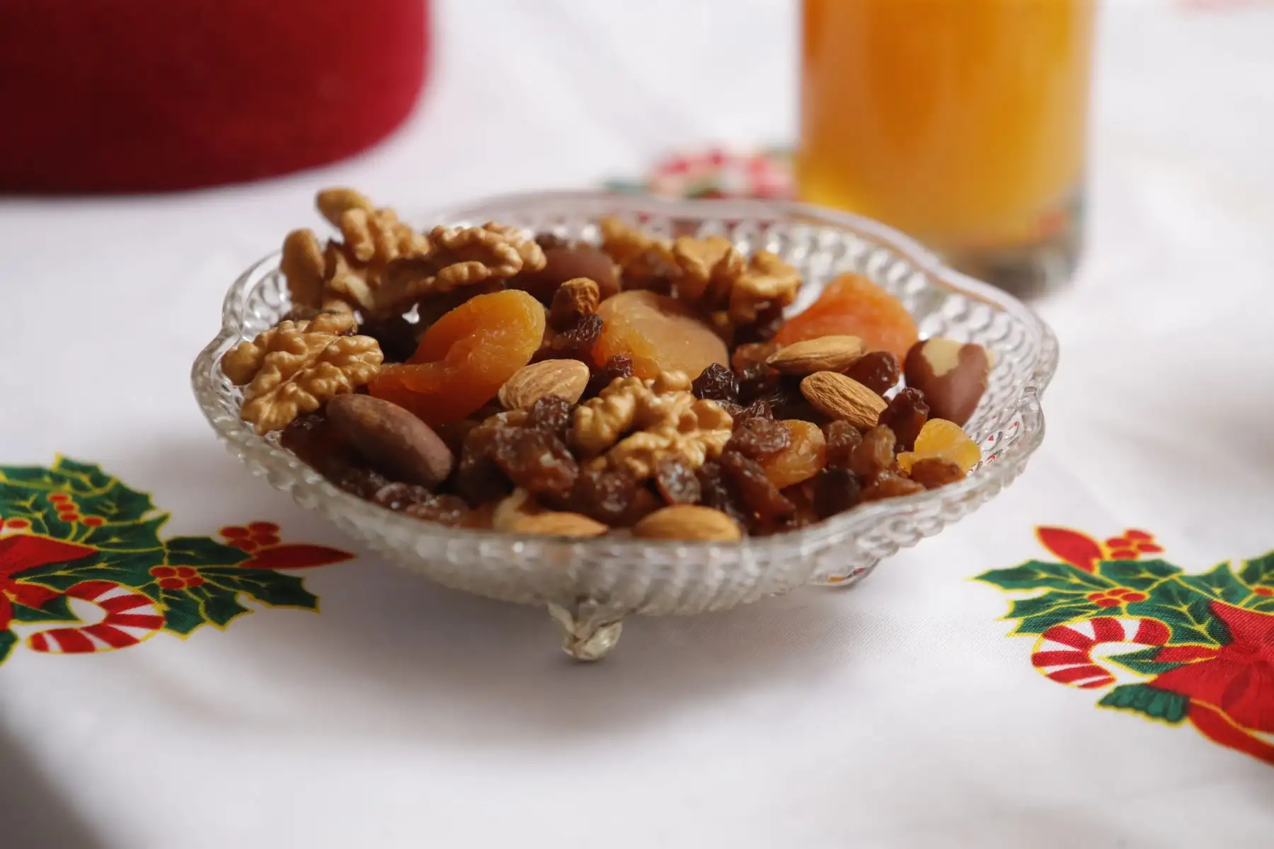 El especialista recomienda reemplazar el consumo de panetón por ensalada de frutas o frutos secos. Foto ANDINA/Renato Pajuelo