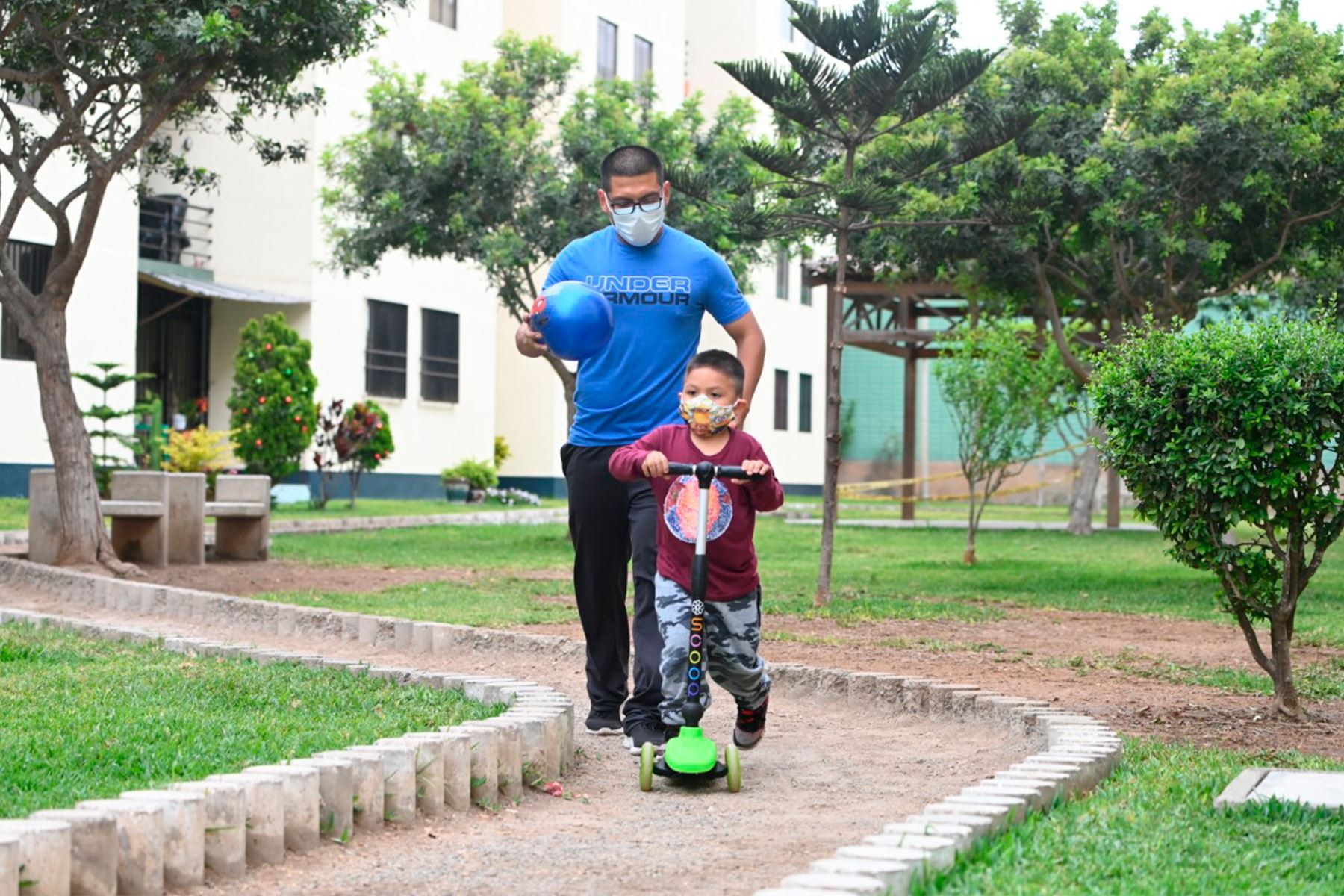 Padres deben extremar medidas de prevención durante salidas con niños menores de 12 años. Foto: ANDINA/Sisol