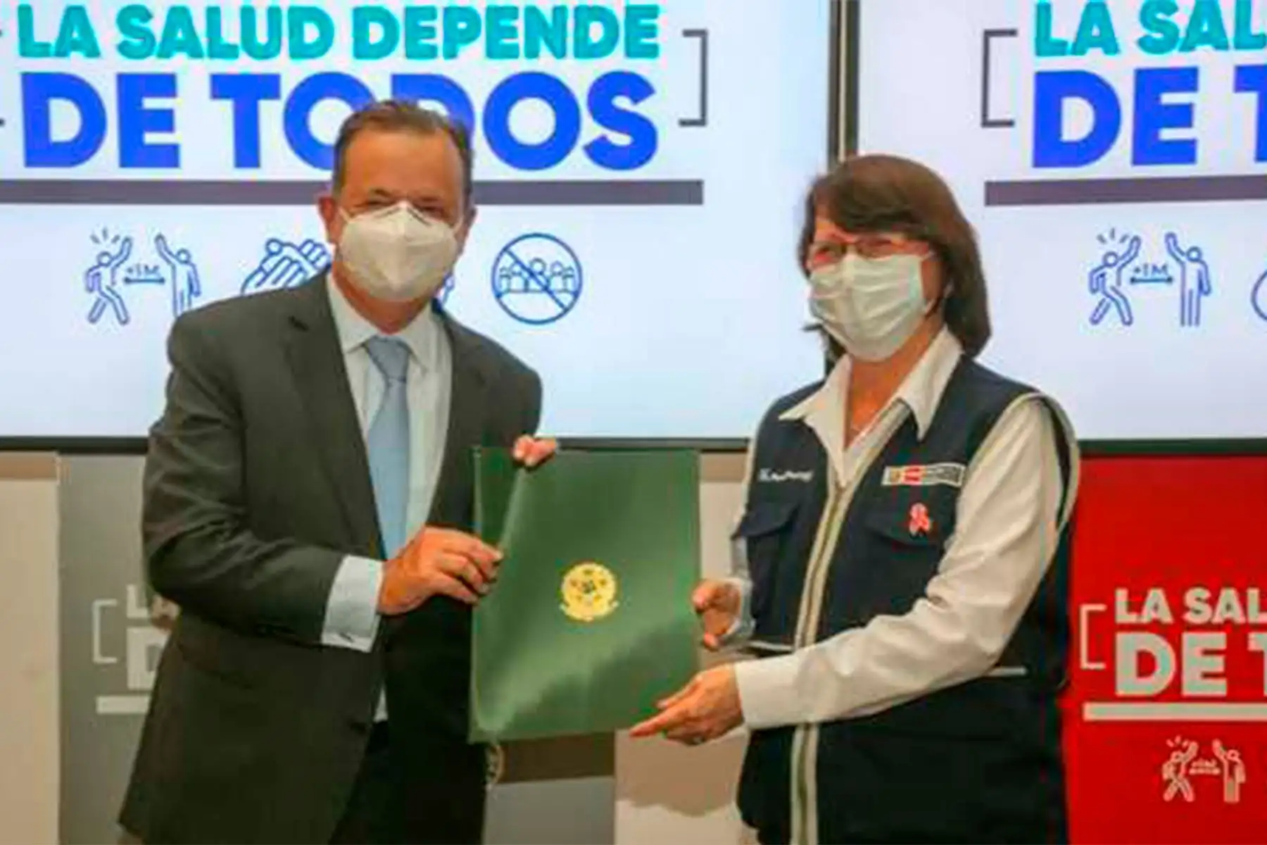 Titular de Salud y embajador del país vecino anunciaron una próxima donación de ventiladores mecánicos para repotenciar las UCI de nuestro país. Foto: ANDINA/Minsa