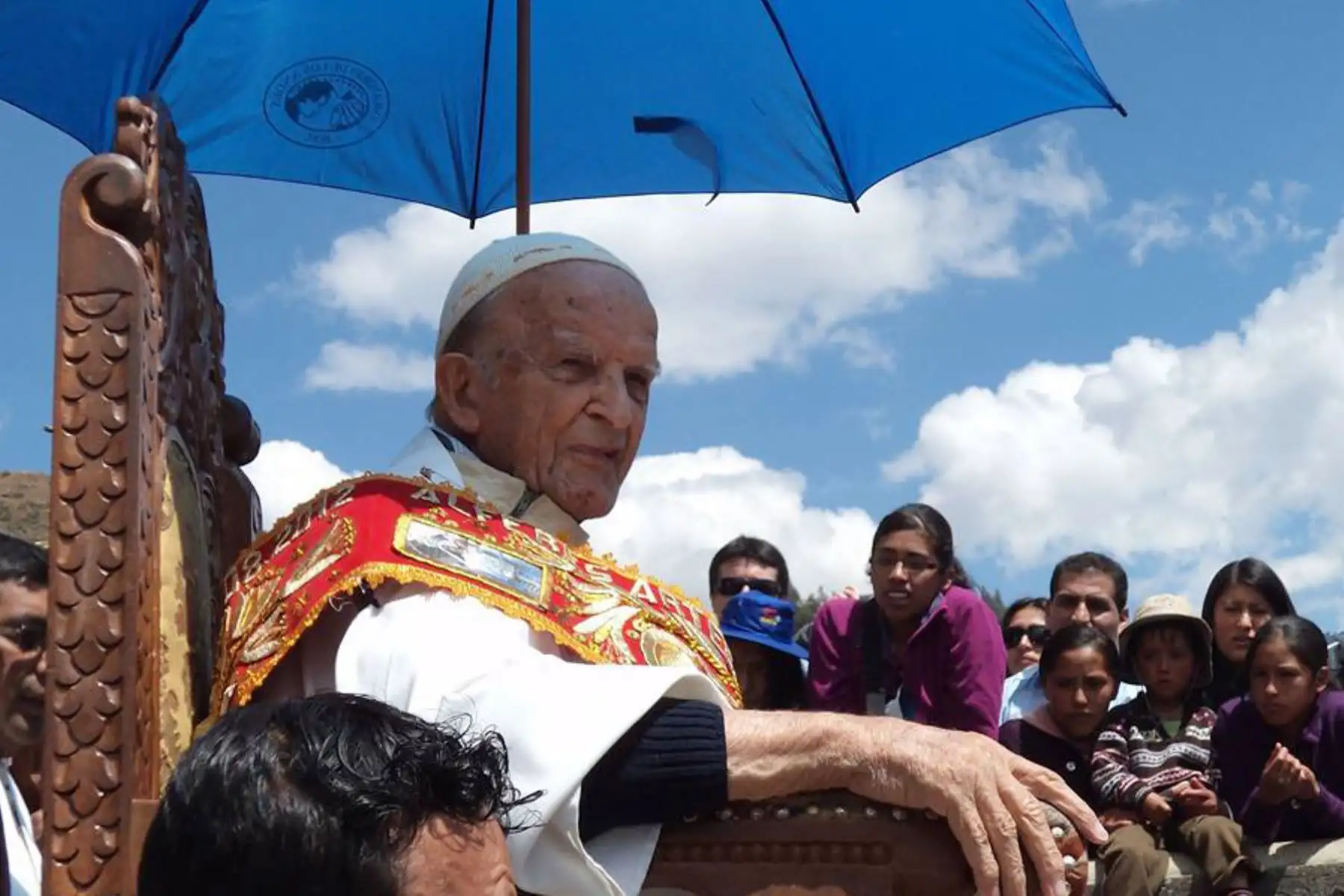 A dos años de su partida, Chacas recuerda a su ángel el padre Ugo de Censi. Desaparecido sacerdote italiano forma parte de la historia de este pueblo ubicado en la sierra de Áncash.
Foto: Cortesía Gonzalo Horna