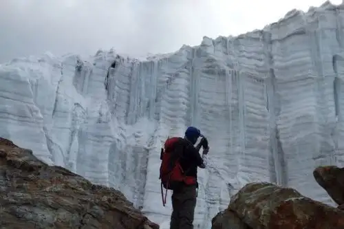 Expertos del Inaigem estudiarán núcleos de hielo del nevado Pastoruri (Áncash) para conocer cómo fue el clima en el pasado. Foto: ANDINA/Difusión
