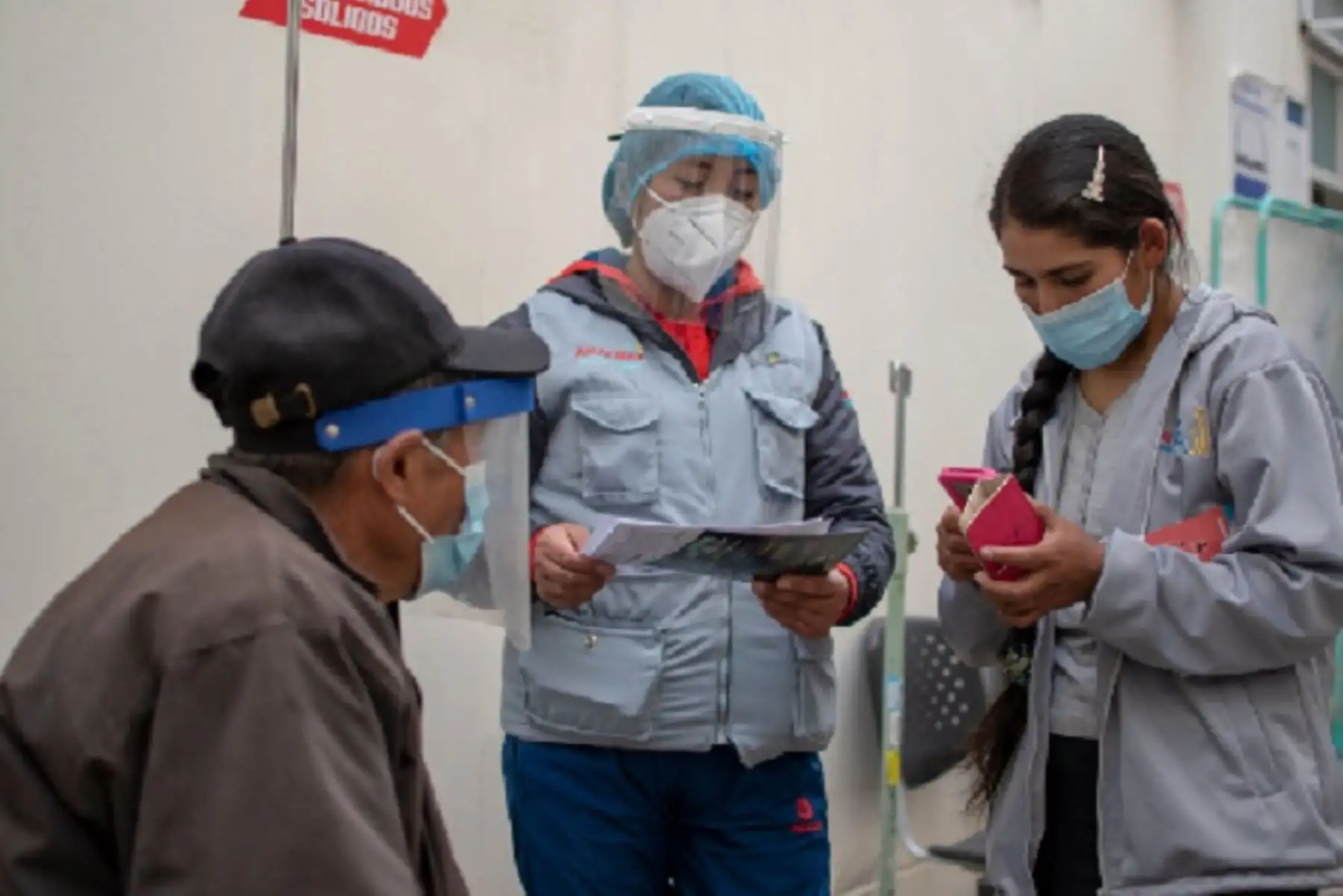 El equipo intersectorial de la Red Amachay continuará con el monitoreo y seguimiento de los nuevos usuarios mediante llamadas y visitas domiciliarias.