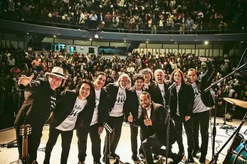 Rockeros peruanos y su singular tributo a The Beatles.