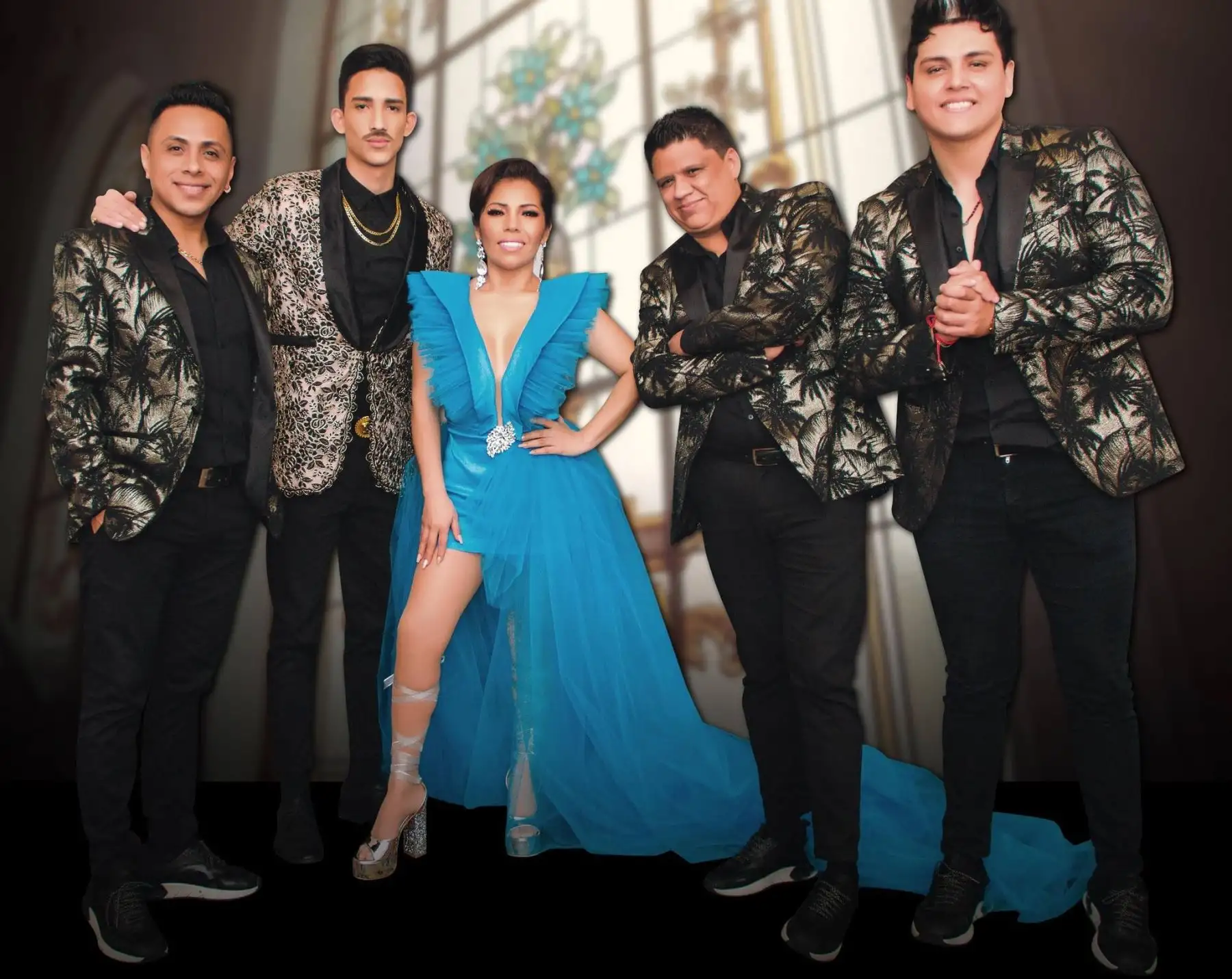 Susan Ochoa presenta un nuevo tema en el género salsa.