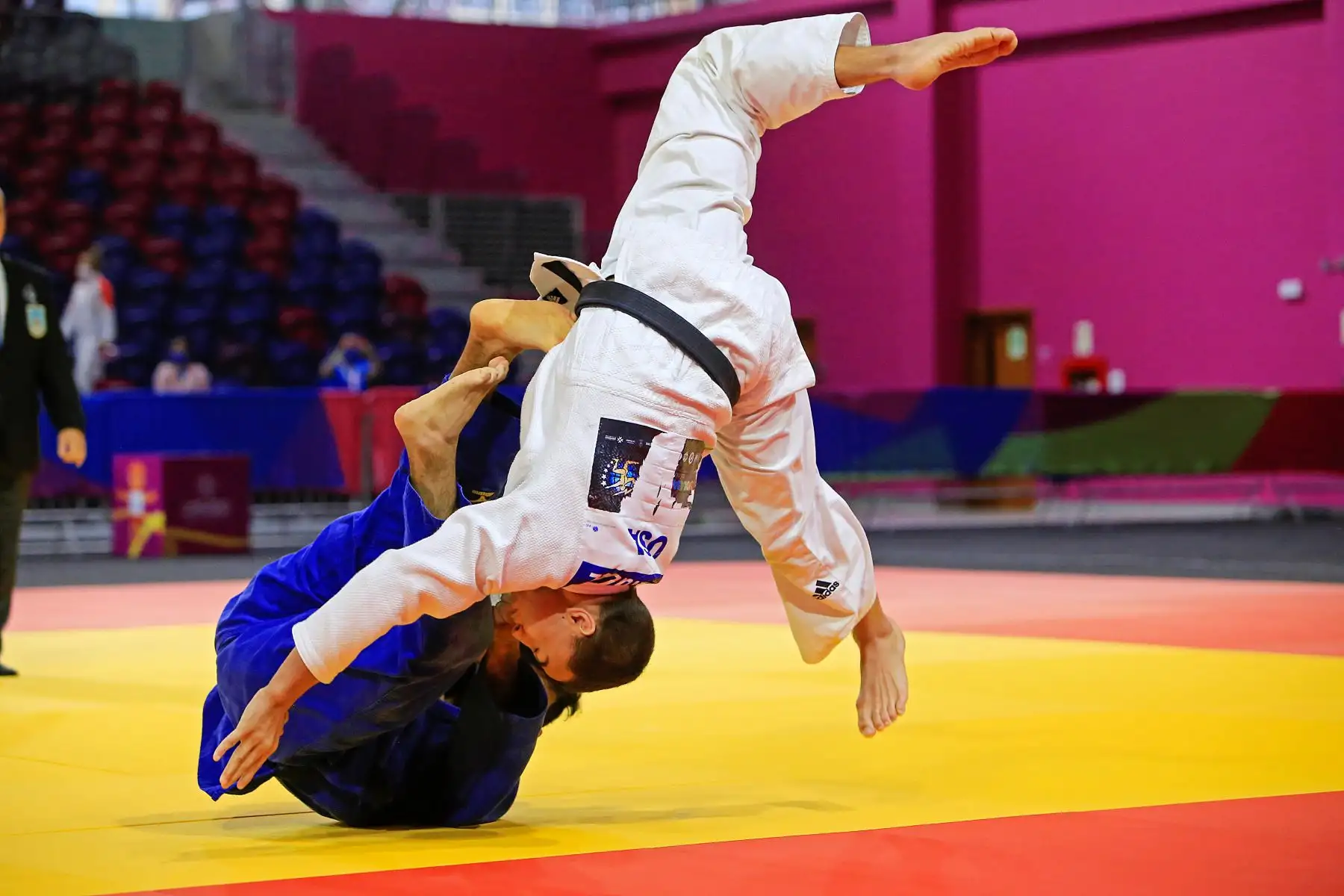 Un total de seis medallas obtuvo la selección nacional en el Open Panamericano de Judo 2020, que se llevó a cabo en el Polideportivo 3, administrado por el Proyecto Especial Legado Lima 2019.Dos preseas de oro y cuatro de bronce obtuvo el conjunto nacional en el primer día del certamen que se desarrolló en el recinto que fue remodelado para los Juegos Panamericanos y Parapanamericanos Lima 2019.   Foto : ANDINA
