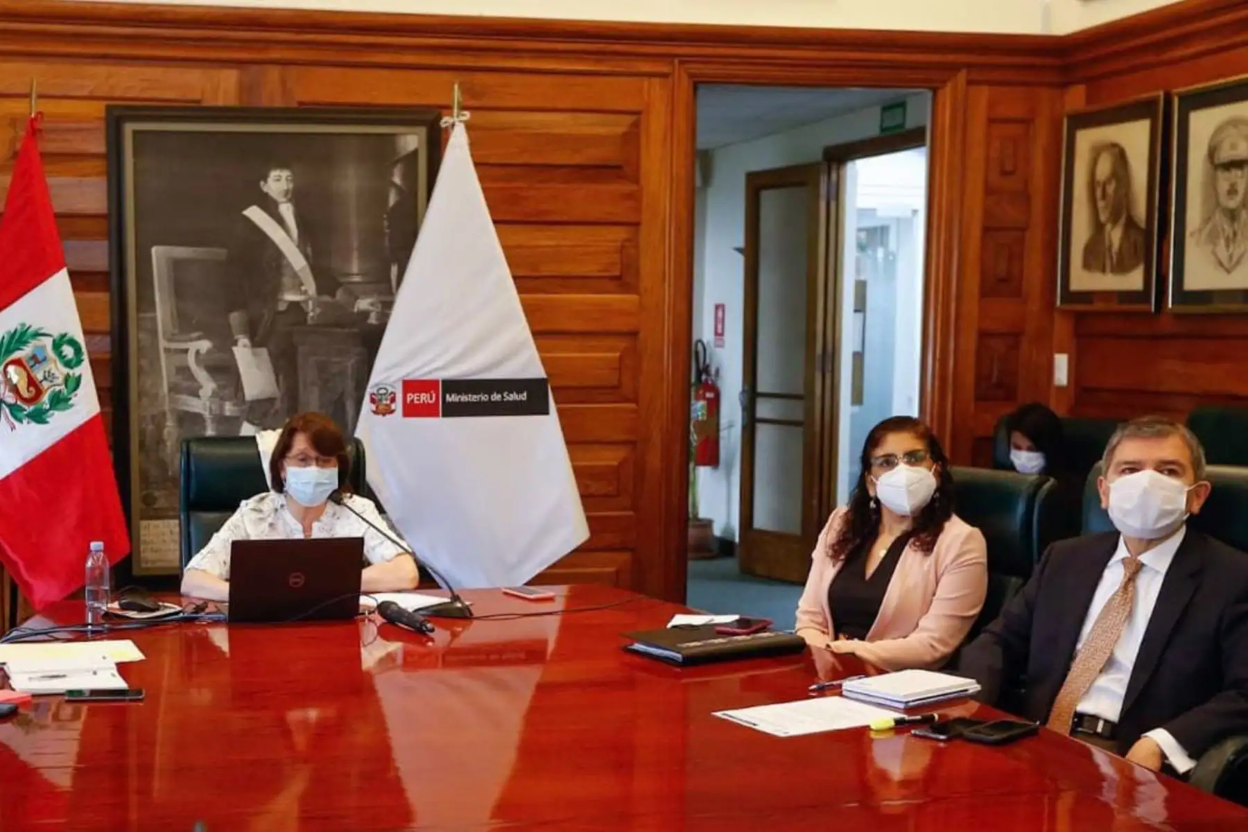 Photo: Twitter/Ministry of Health of Peru