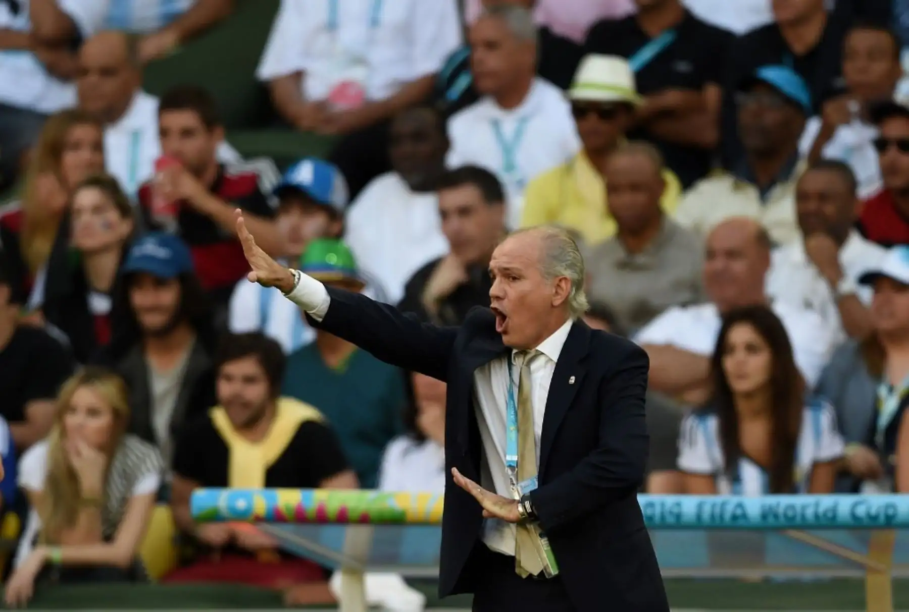 El técnico argentino Alejandro Sabella reacciona durante el último partido de fútbol entre Alemania y Argentina por la Copa Mundial de la FIFA en el Estadio Maracaná de Río de Janeiro. Foto: AFP